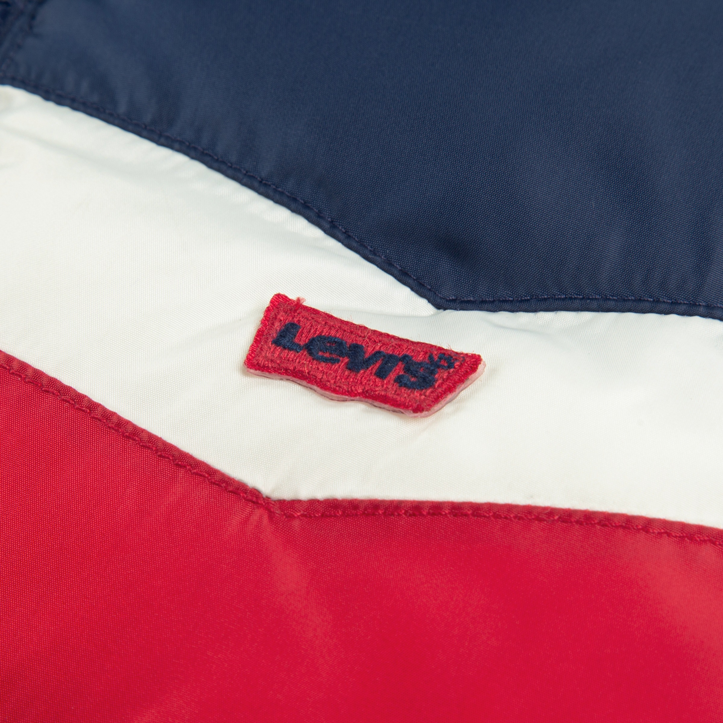 Levi's® Kids Winterjacke »LVB HEAVY WEIGHT PUFFER« mit Kapuze Anorak, warm wattiert mit Kapuze