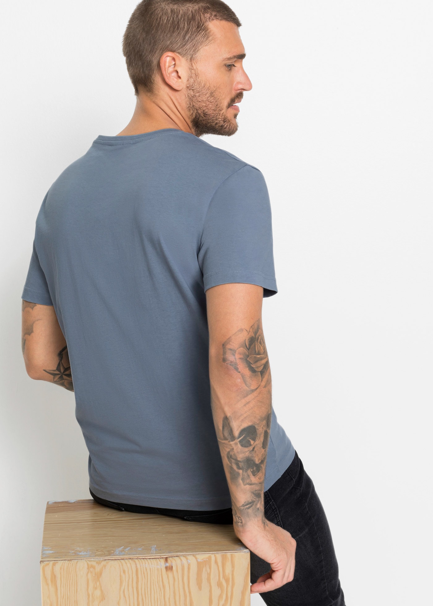 bonprix T-Shirt Packung, 3 Stk. Regular Fit, Kurzarm, für den Alltag, aus Baumwolle und Viskose