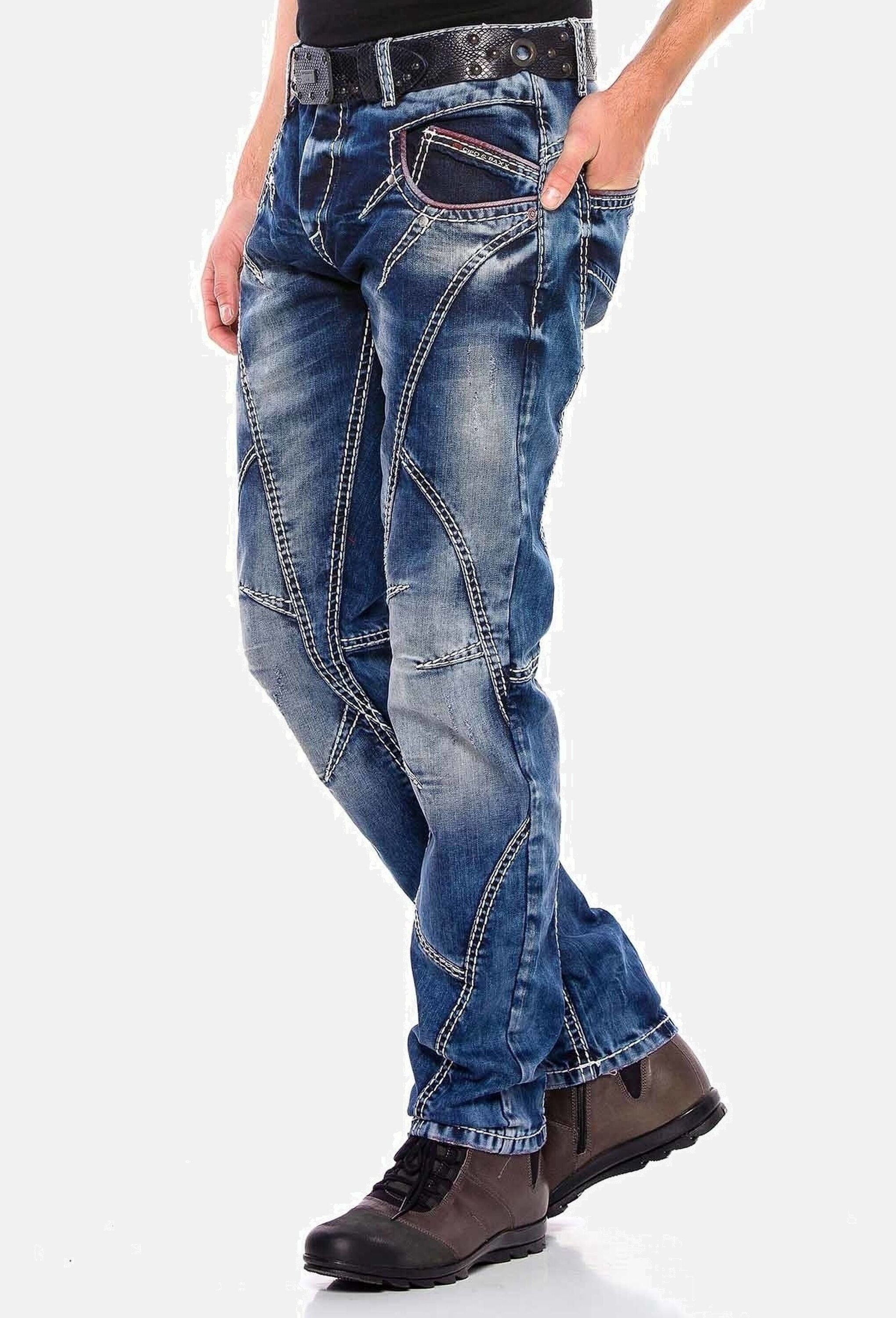 Cipo & Baxx Straight-Jeans »Cipo & Baxx Jeans« mit trendigen Ziernähten, CD563