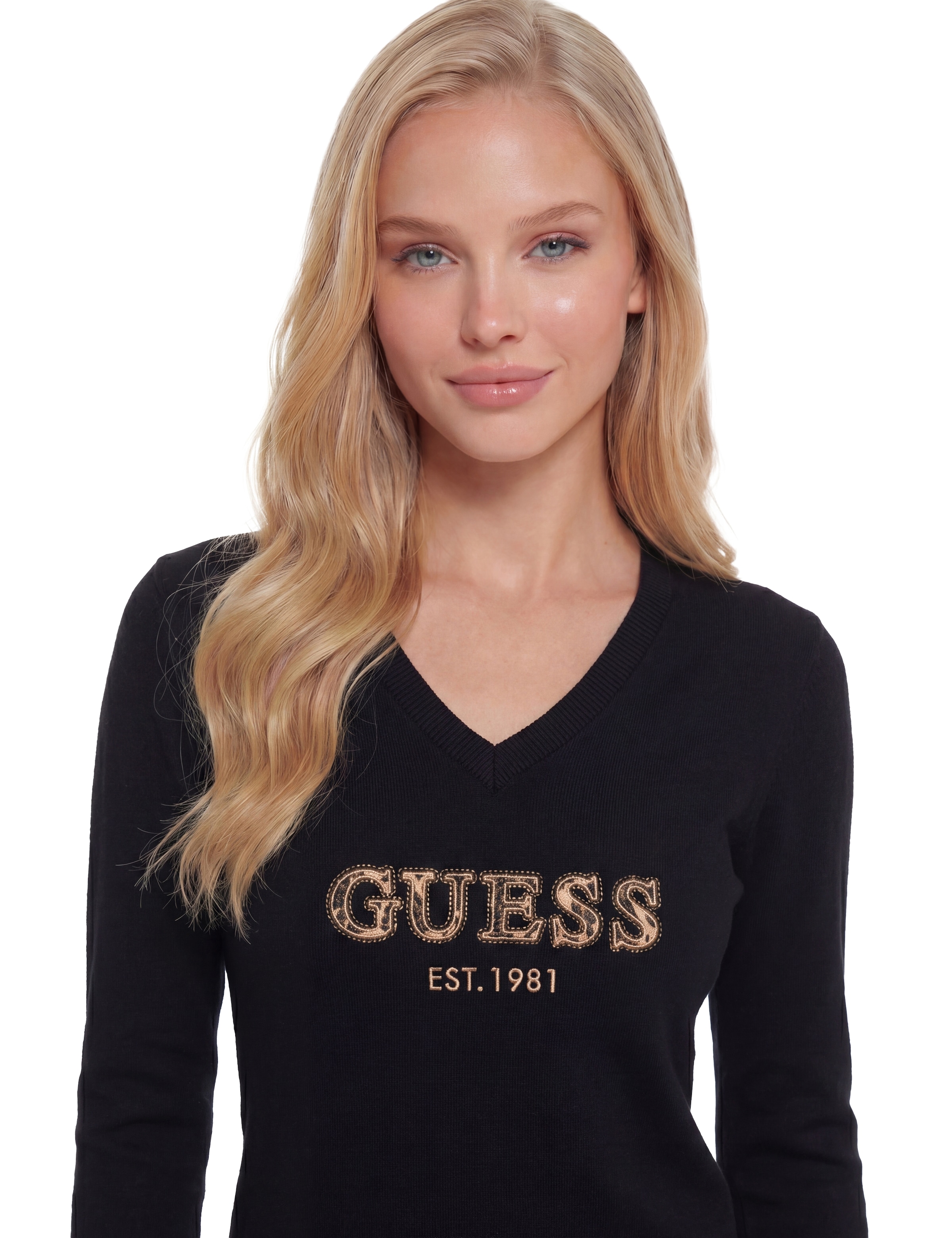 Guess V-Ausschnitt-Pullover »LS VN HANNAH LOGO SWTR« aus Viskosemix, Logoschriftzug