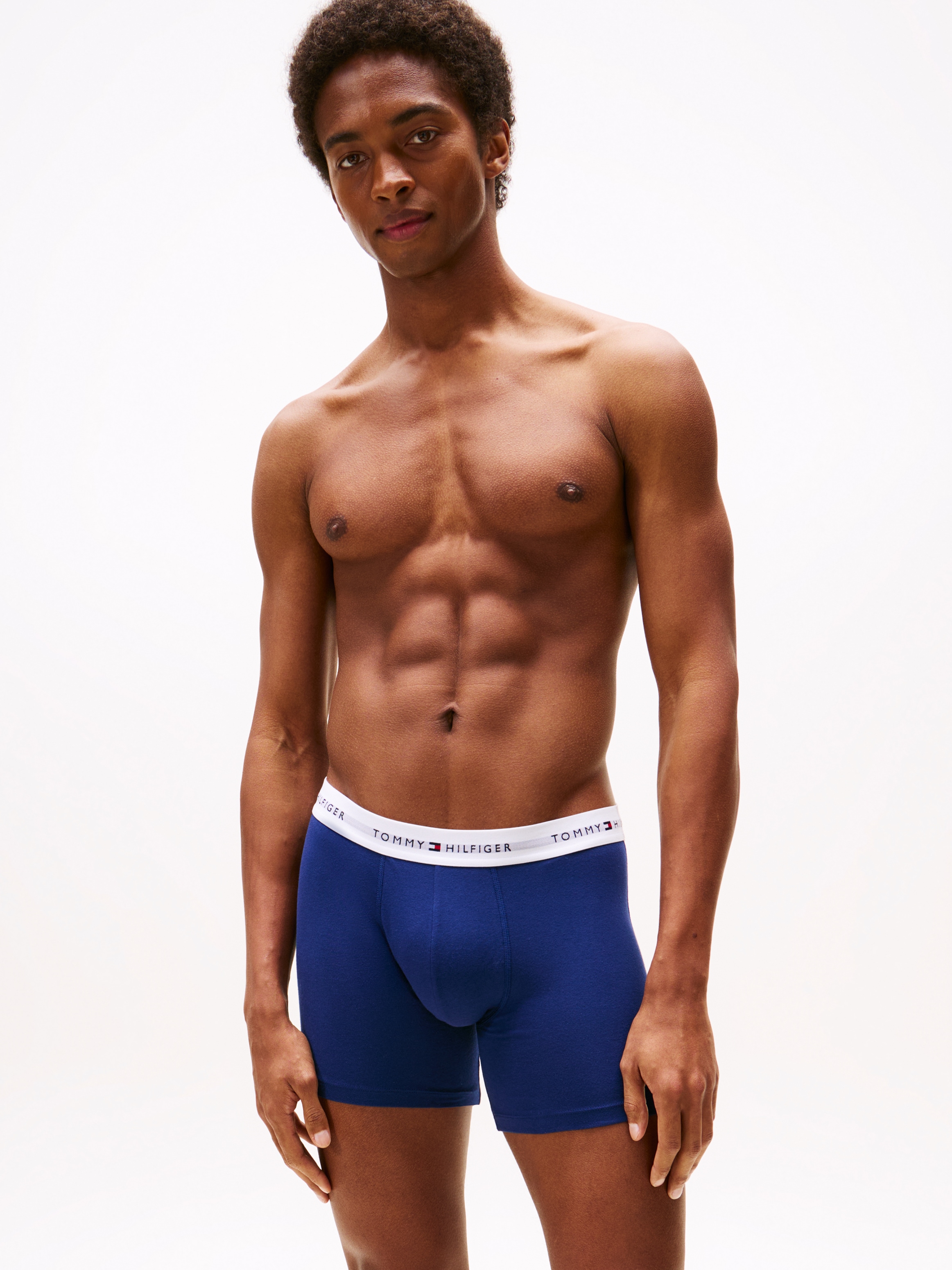 Tommy Hilfiger Underwear Boxer »3P BOXER BRIEF« Packung, 3er-Pack, 3 Stk. tlg., mit längerem Bein und Tommy Hilfiger Logo-Elastikbund