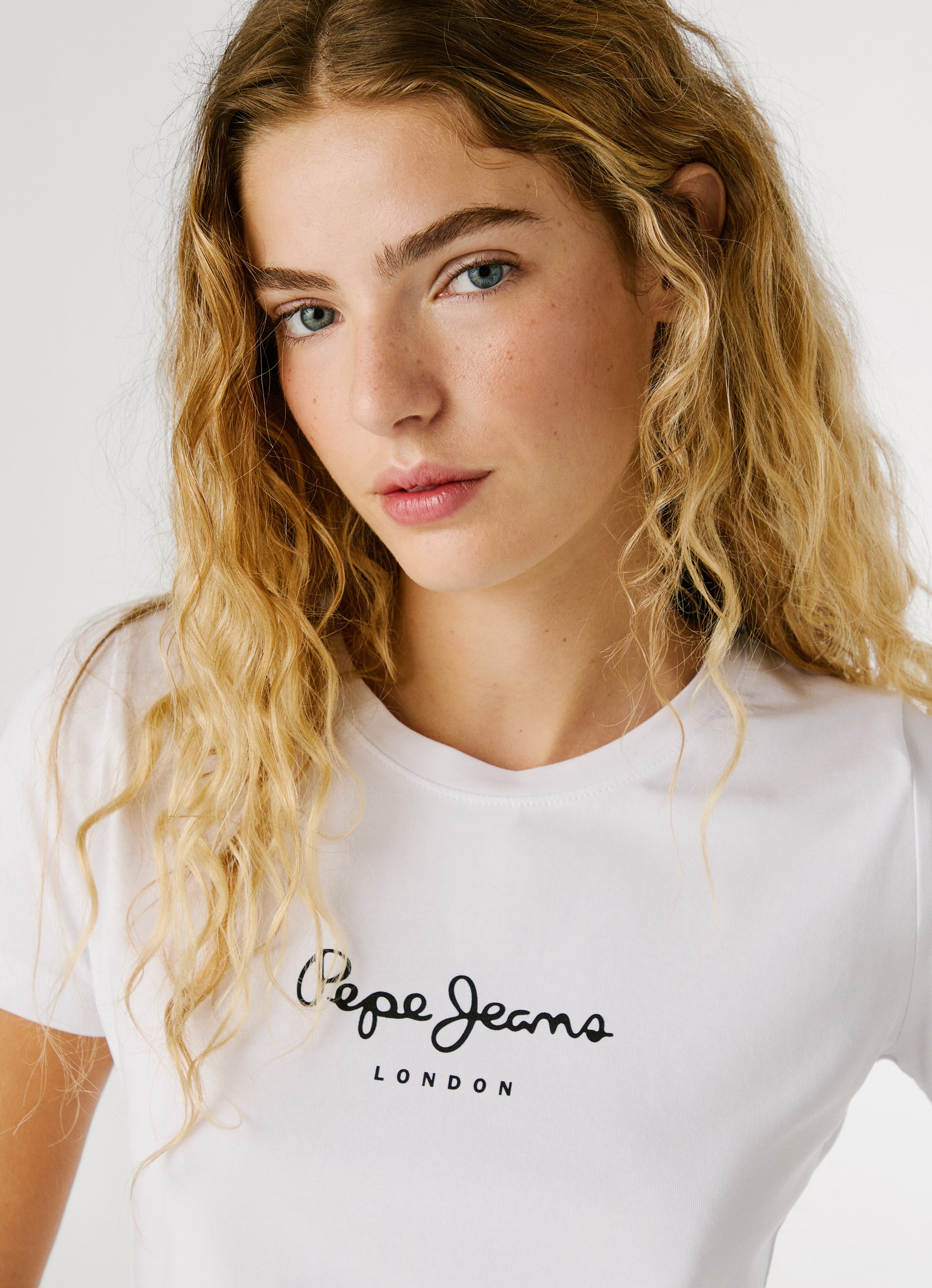 Pepe Jeans T-Shirt »NEW VIRGINIA« mit Logo-Print