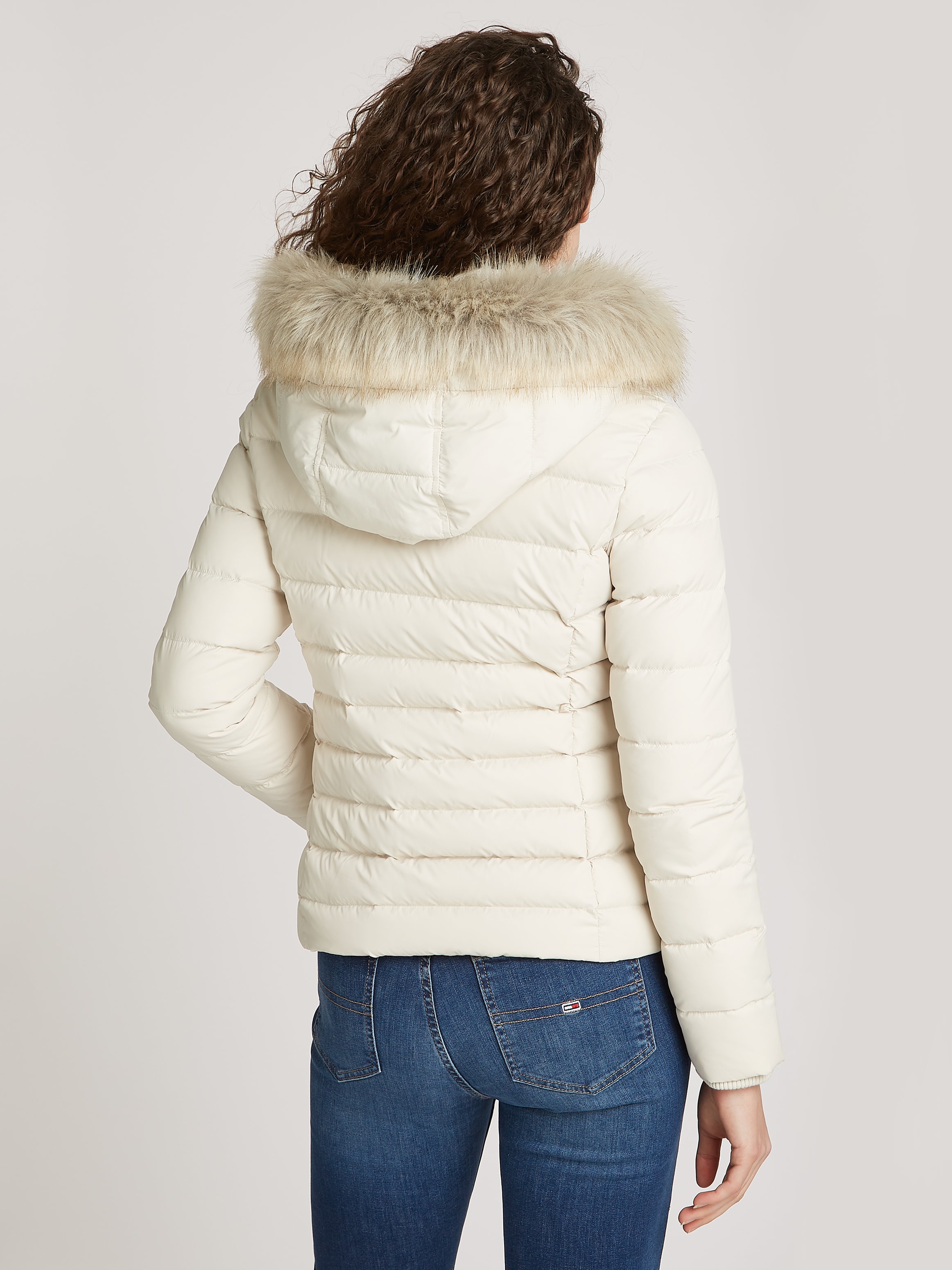 Tommy Jeans Curve Steppjacke »TJW BASIC HOODED DOWN JACKET EXT«, mit Kapuze, in Großen Größen, mit Kapuze