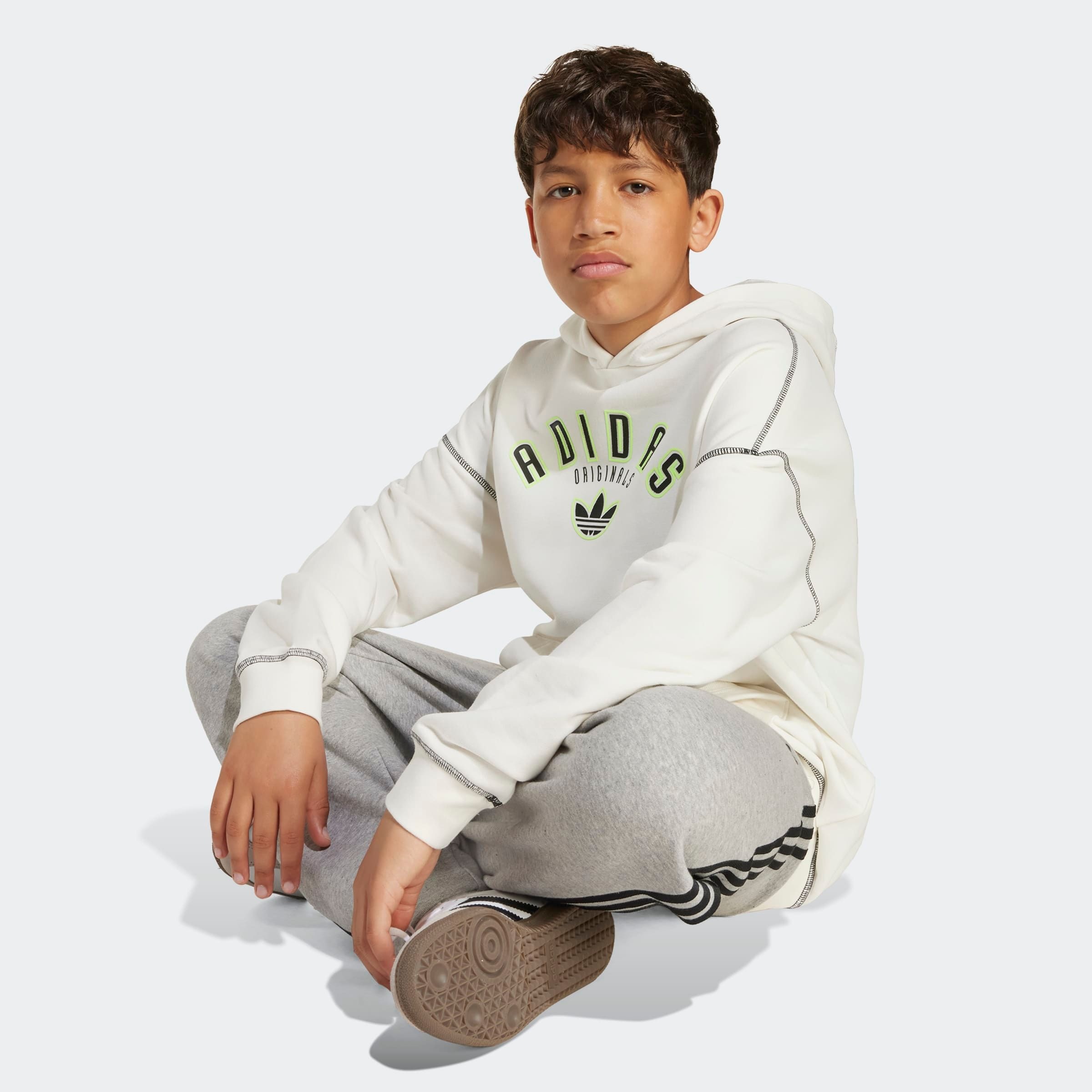 adidas Originals Kapuzensweatshirt »LOGO PLAY HOODIE KIDS«
