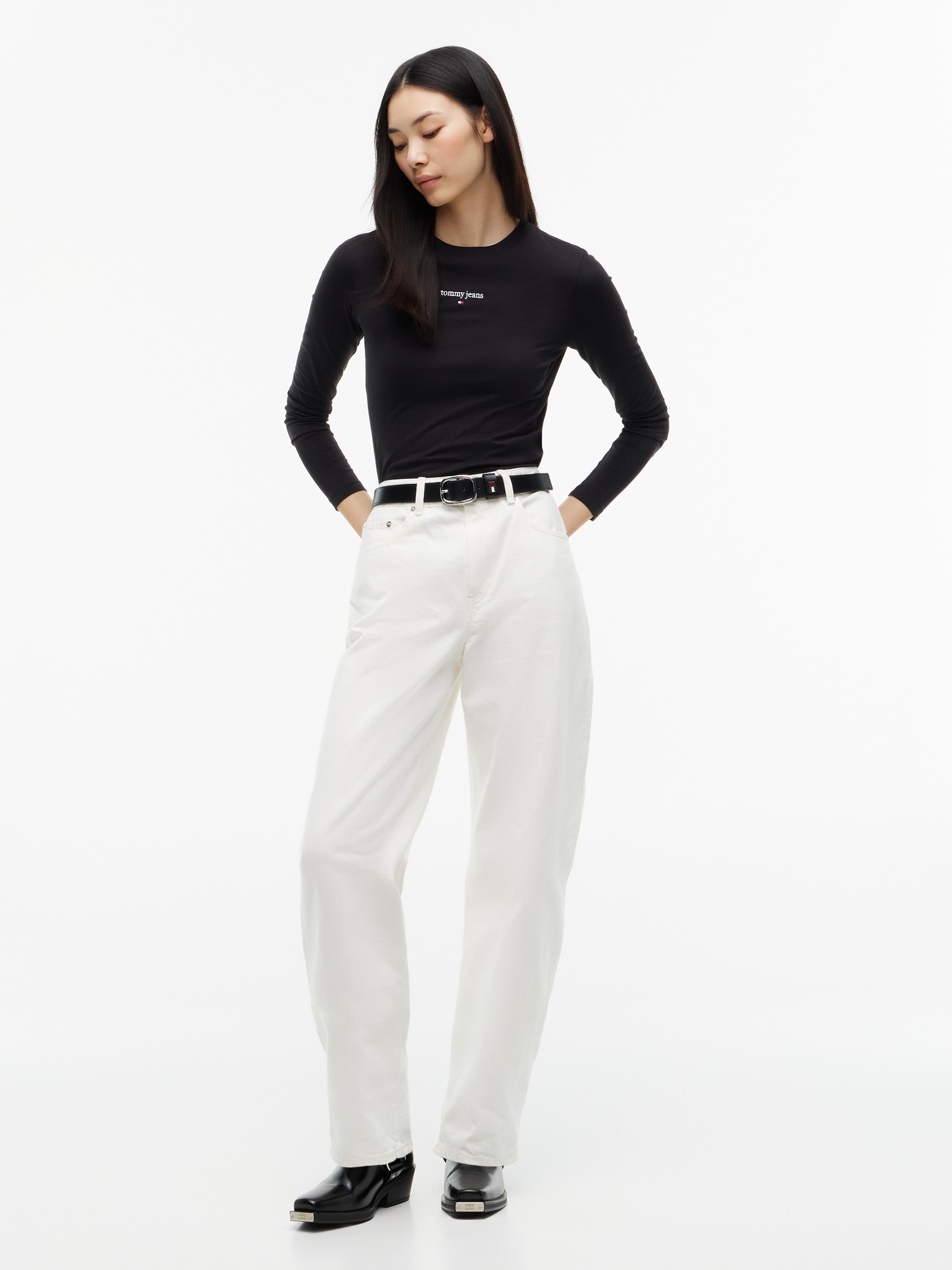 Tommy Jeans Langarmshirt »TJW SLIM CLASSIC LOGO LS TEE« Baumwollmischung, slim fit