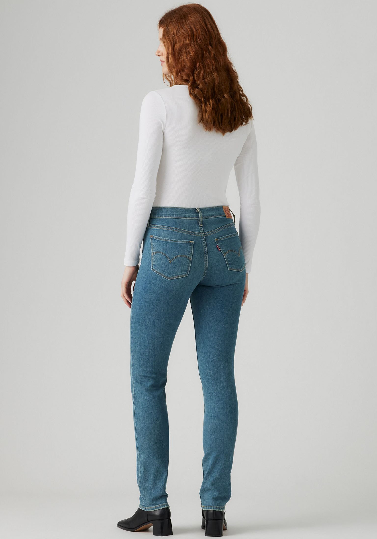 Levi's® Röhrenjeans »312 Shaping Slim«, Schmale Shaping Slim Form