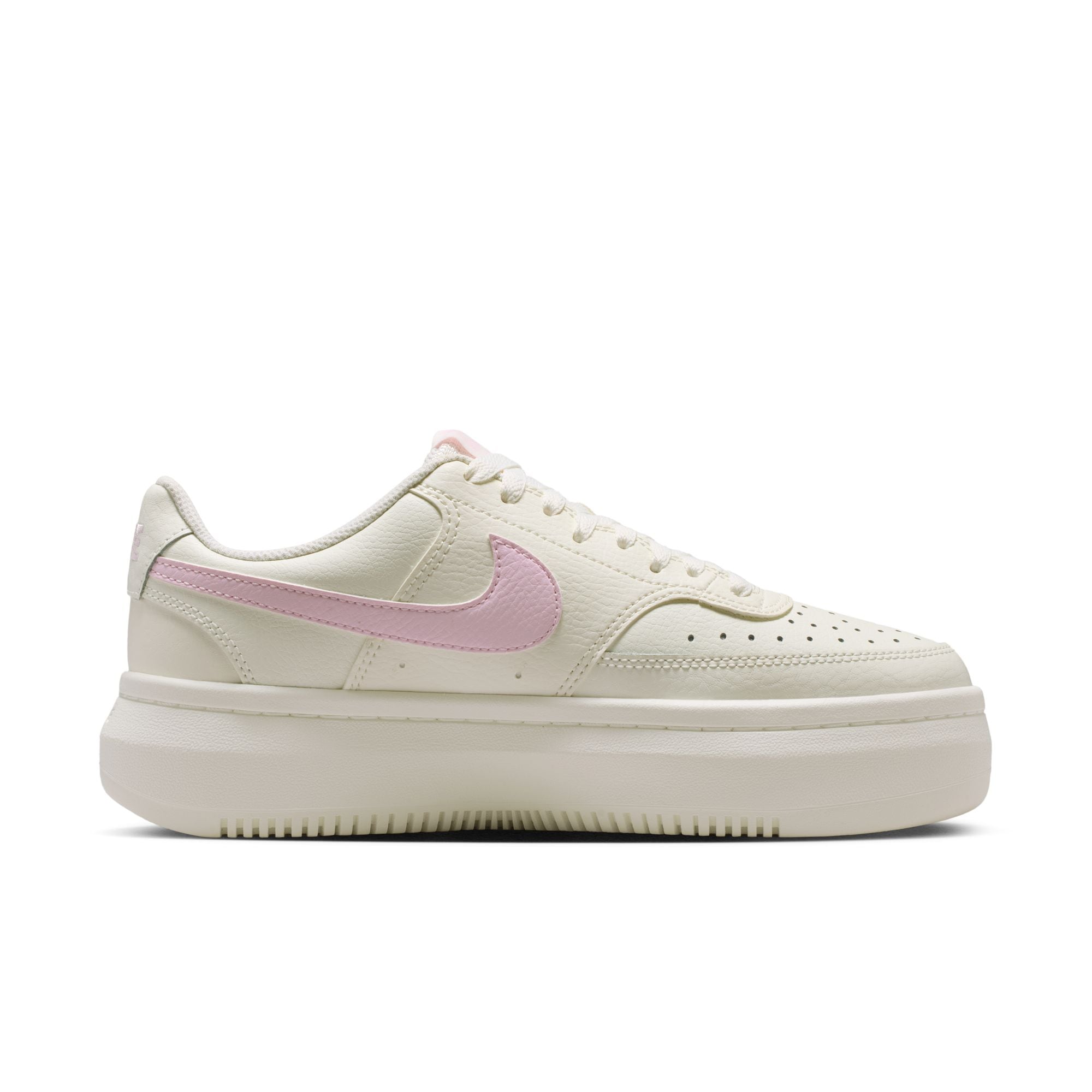 Nike Sportswear Sneaker »Court Vision Alta«  inspiriert vom Design des Nike Air Force