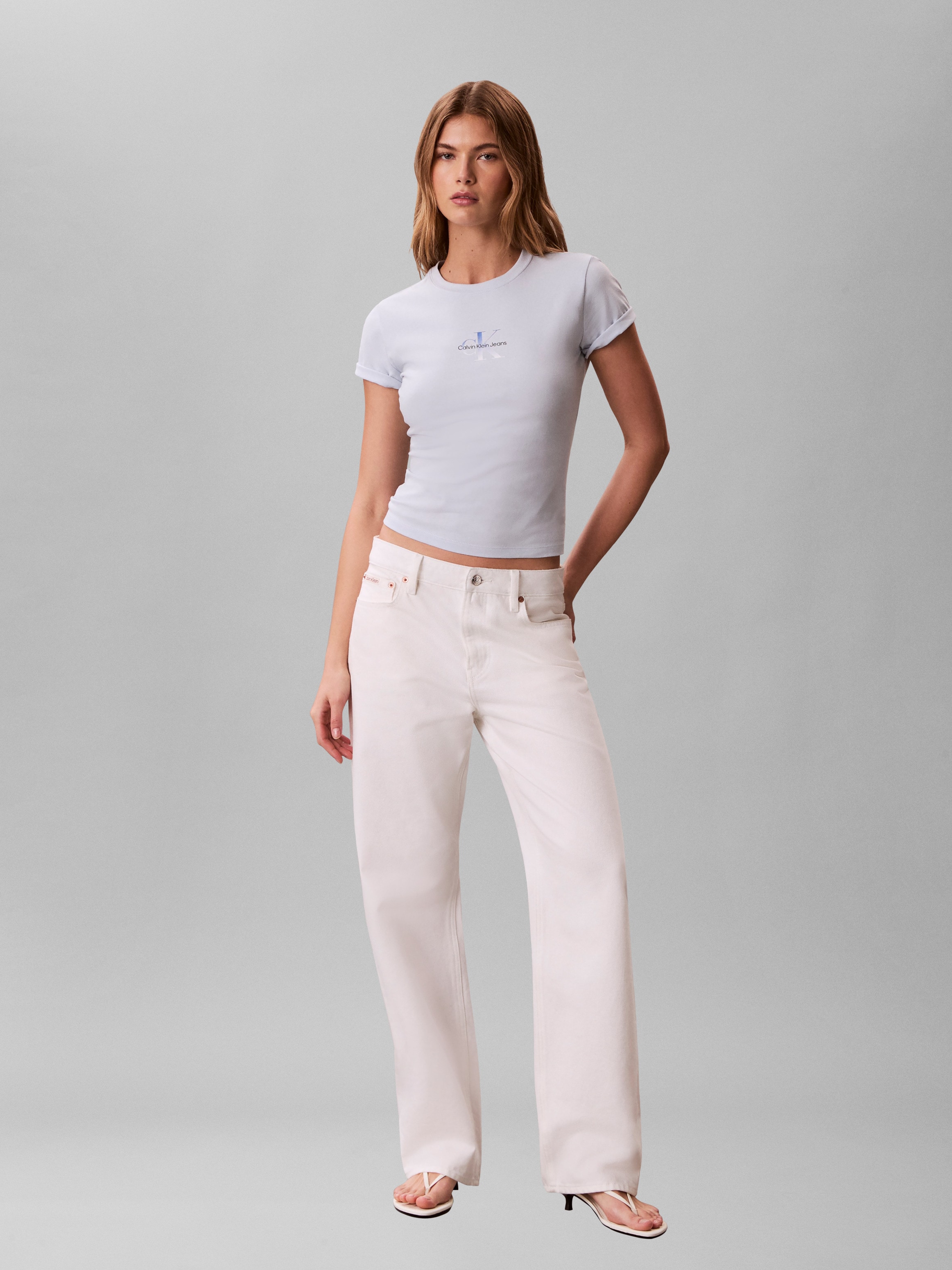 Calvin Klein Jeans T-Shirt »GRADIENT MONOLOGO SLIM TEE« Regular fit mit Rundhalsausschnitt