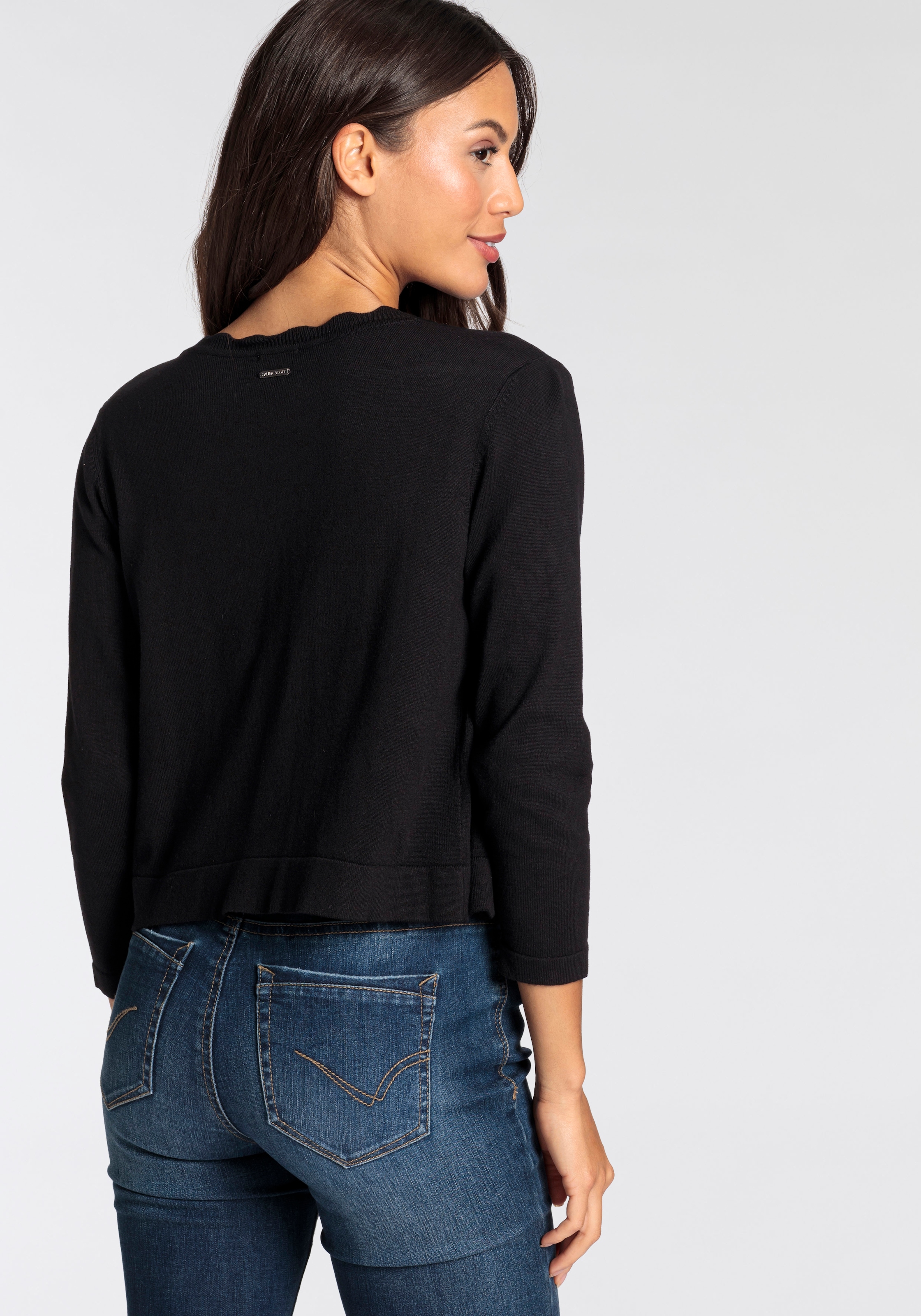 Laura Scott Strickjacke, mit femininer Wellenkante