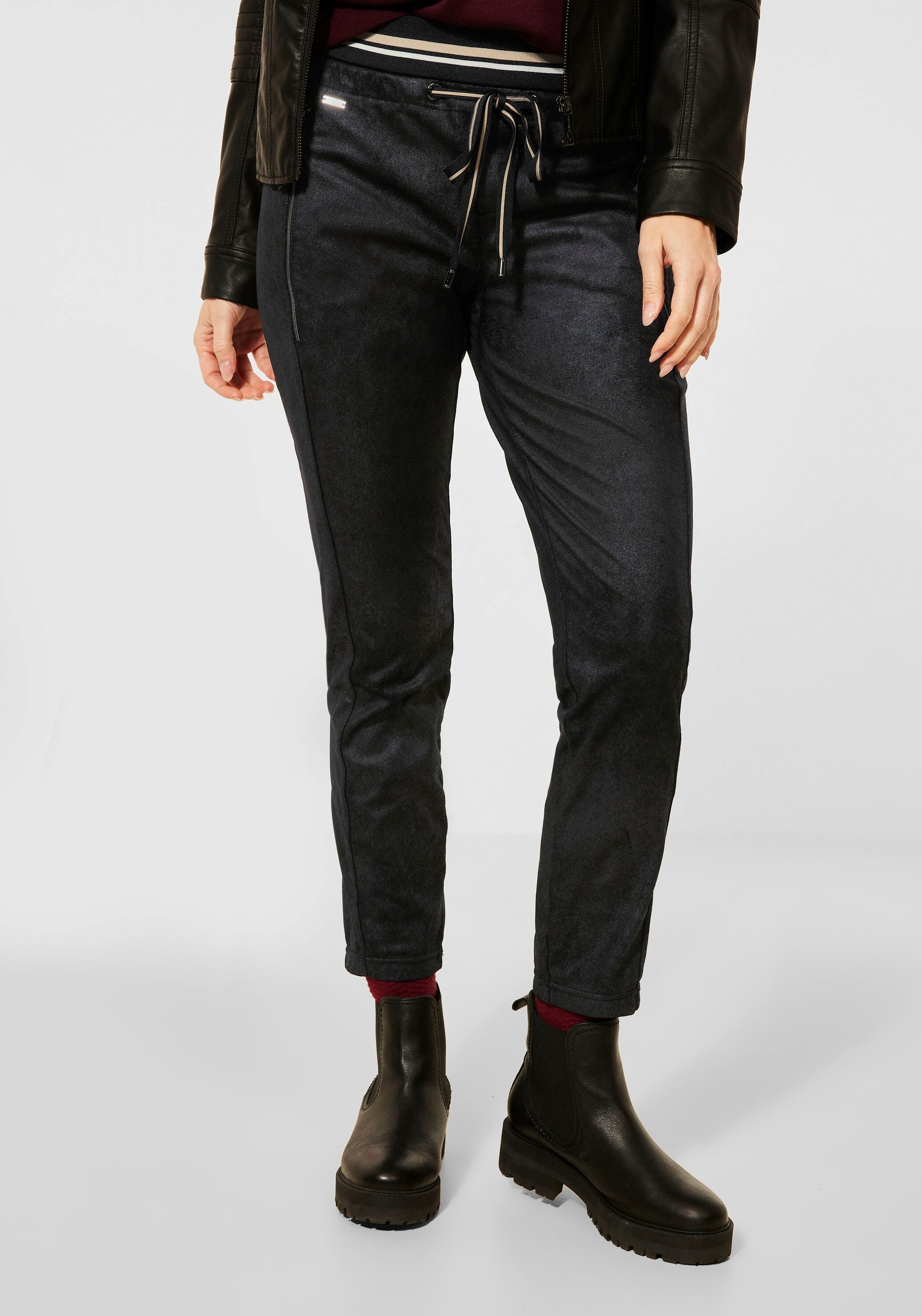 STREET ONE Dehnbund-Hose »Style Bonny«, mit tollen Zipper Taschen