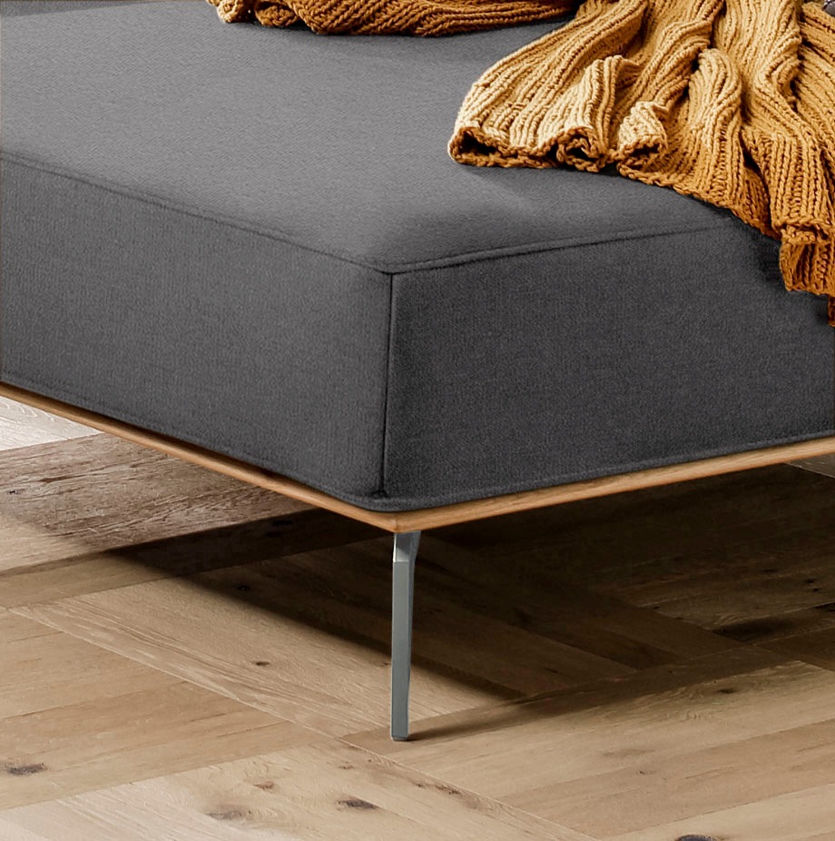 W.SCHILLIG Ecksofa »run, Designsofa mit tollem Sitzkomfort, bequem, L-Form«, mit elegantem Holzsockel, Füße in Silber matt, Breite 299 cm