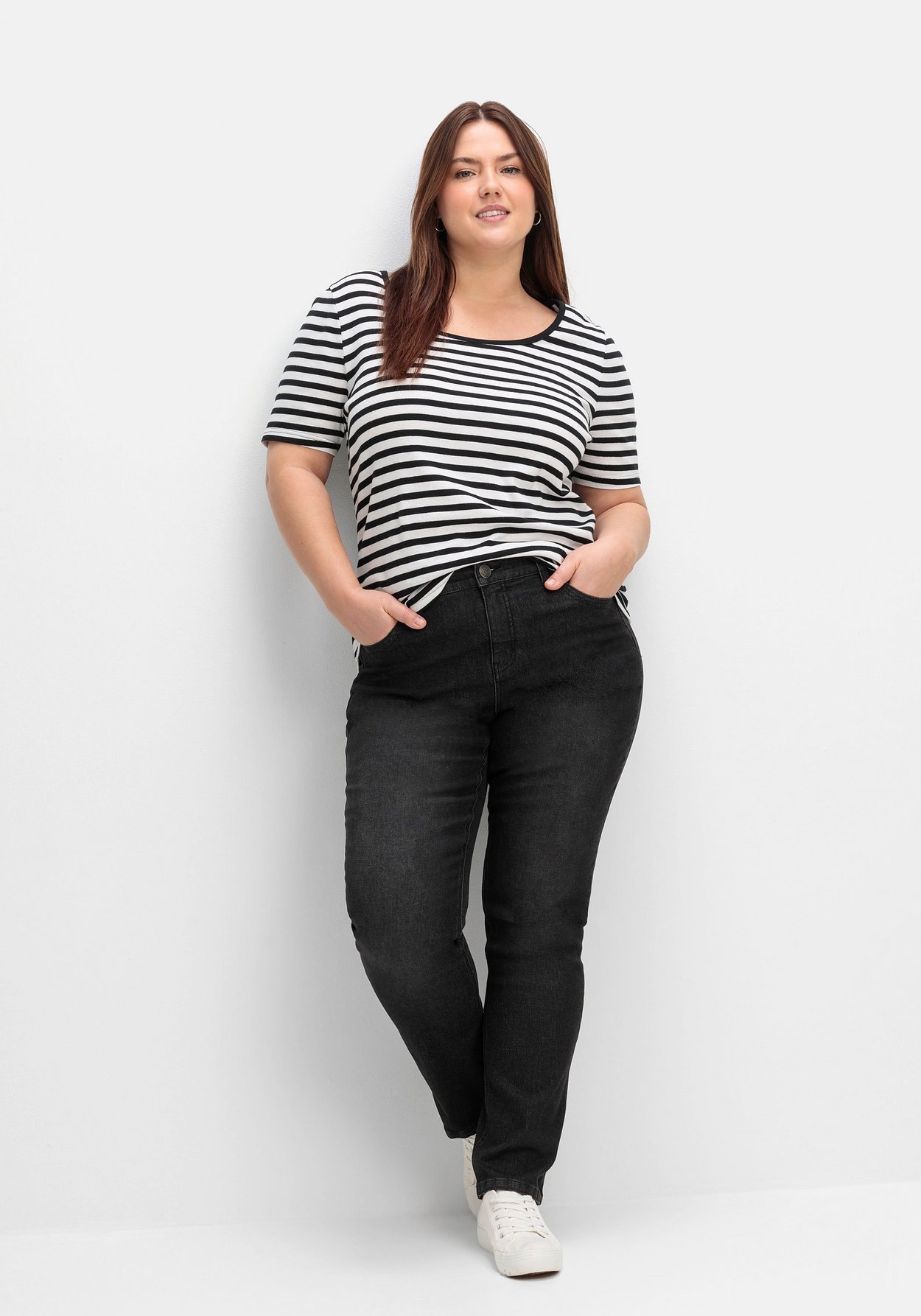 Sheego Stretch-Jeans »Gerade Jeans mit funktionellen TruTemp365® Fasern«