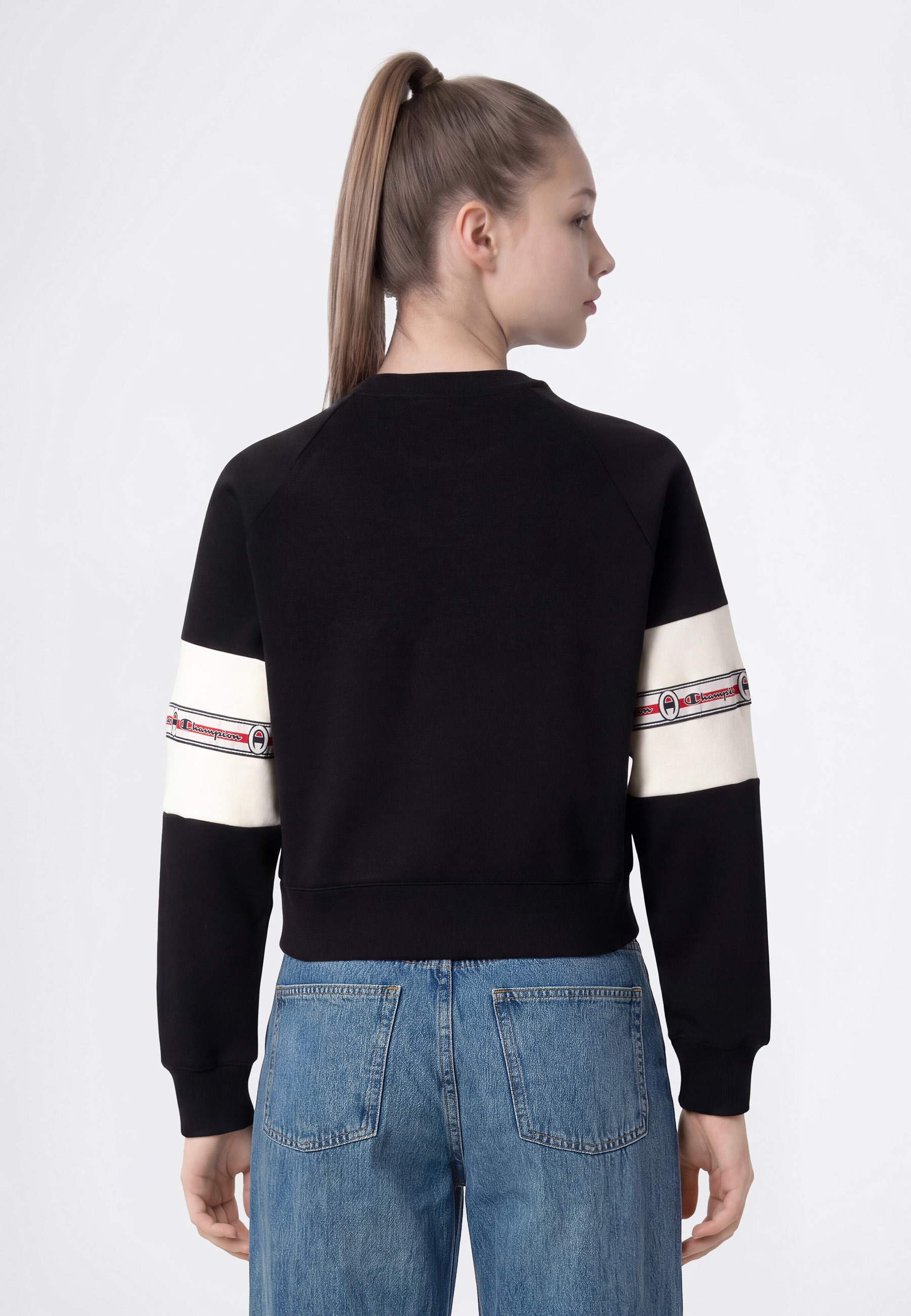 Champion Sweatshirt »SPORTWEAR CREWNECK Standard Fit«, für Kinder, sportlicher Stil, mit Crewneck-Ausschnitt, Langarm-Design
