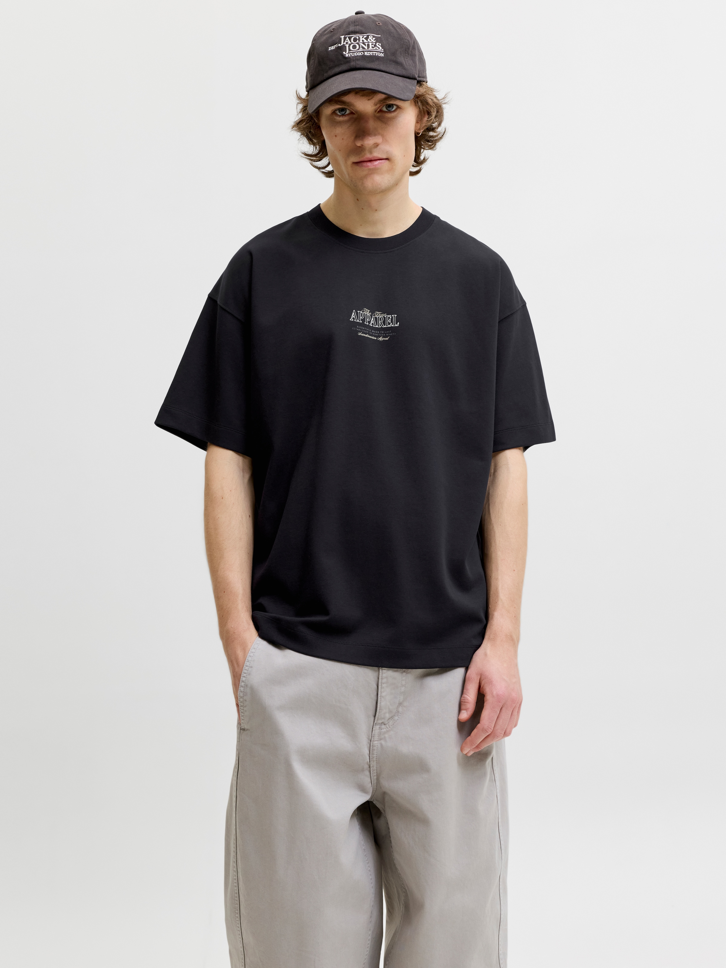 Jack & Jones T-Shirt »JJEBARRON STUDIO TEE SS O-NECK SN« Baumwollmischung, loose fit