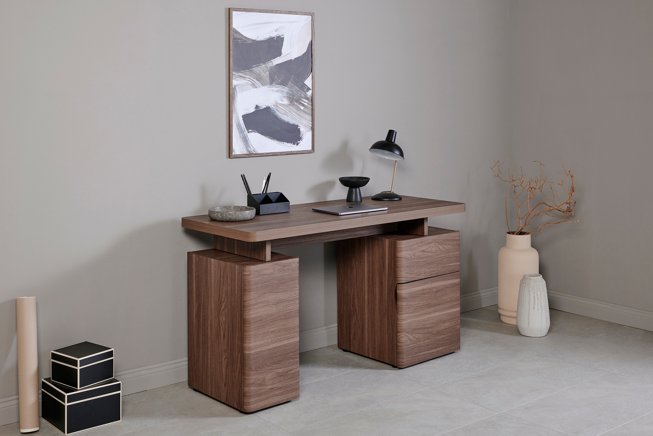 Jahnke Schreibtisch »CU-LIBRE 140« 1 Stk. tlg. platzsparender Arbeitsplatz, 1 Schublade und 2 Türen, 135 cm