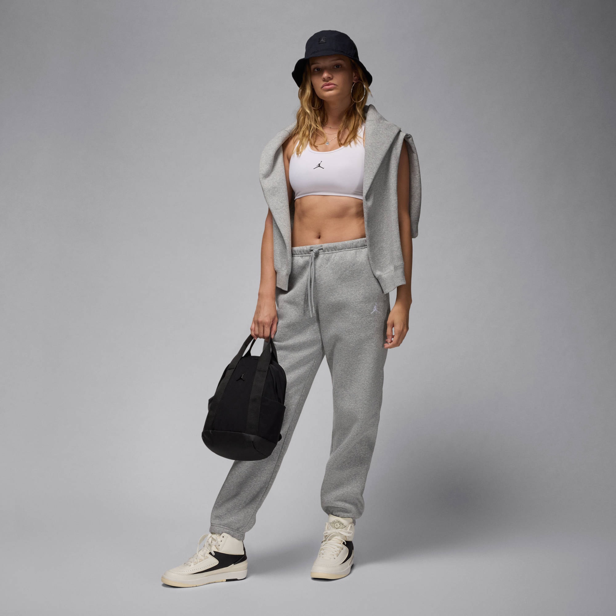 Nike Sportswear Sporthose »W J BRK FLC PANT  24«  aus Baumwolle und Polyester, bequeme Passform