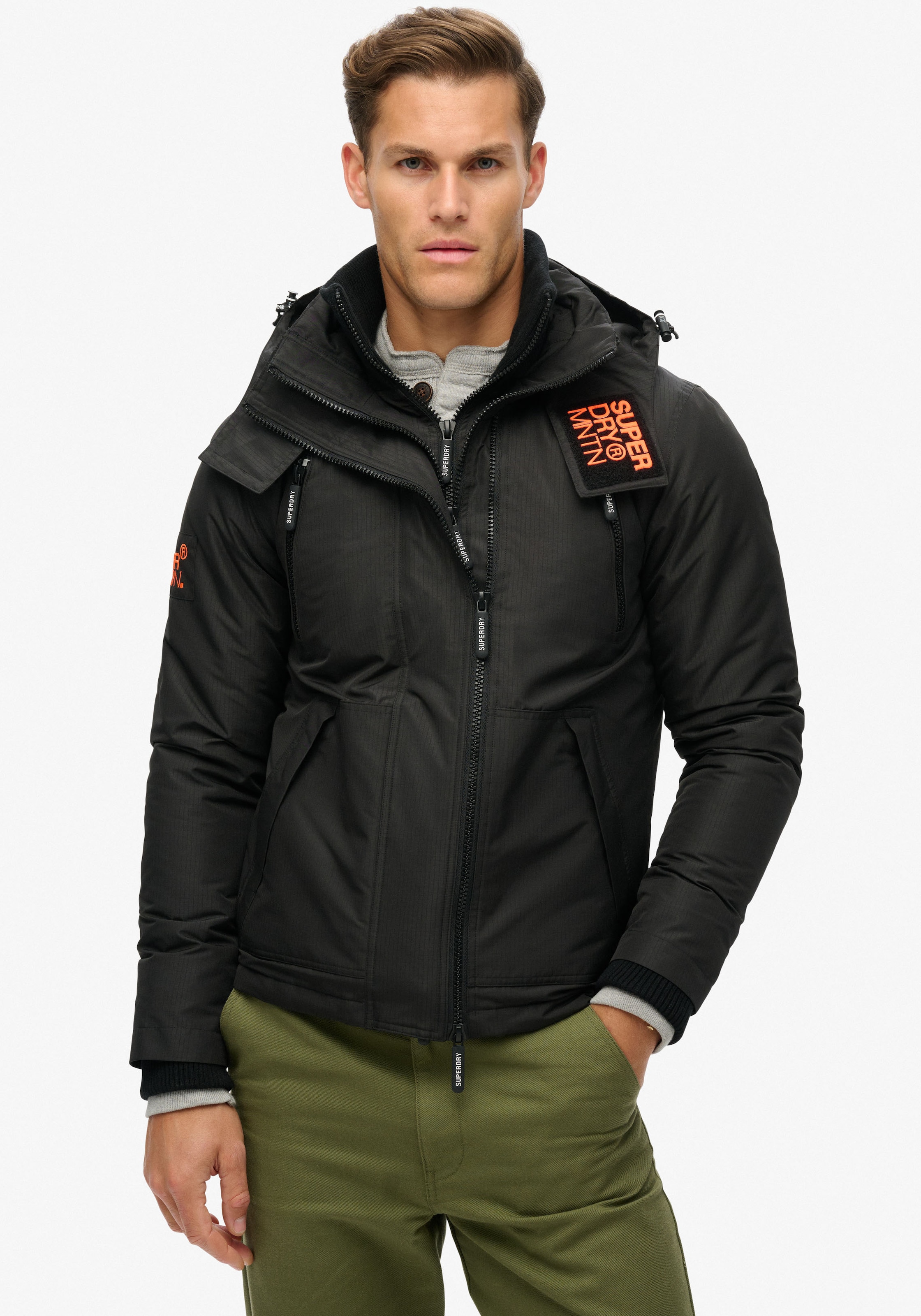 Outdoorjacke »HOODED MTN WINDBREAKER JACKET«, mit Kapuze