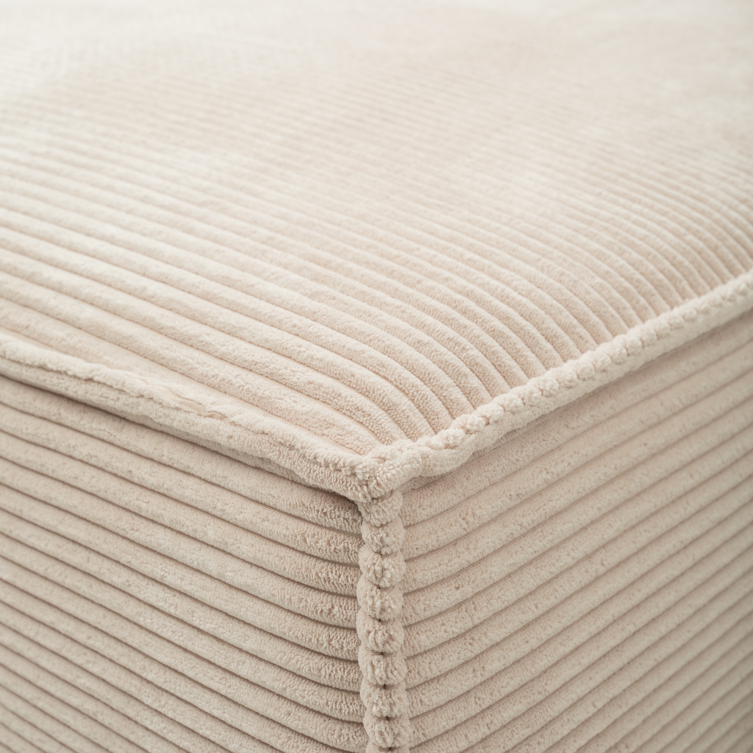 WERK2 Ecksofa »Atlanta-New, modernes Design, Stellmaße 280x147cm, L-Form, Kedernaht«, hoher Komfort, Schlaffunktion & Bettkasten, Cord, Natur