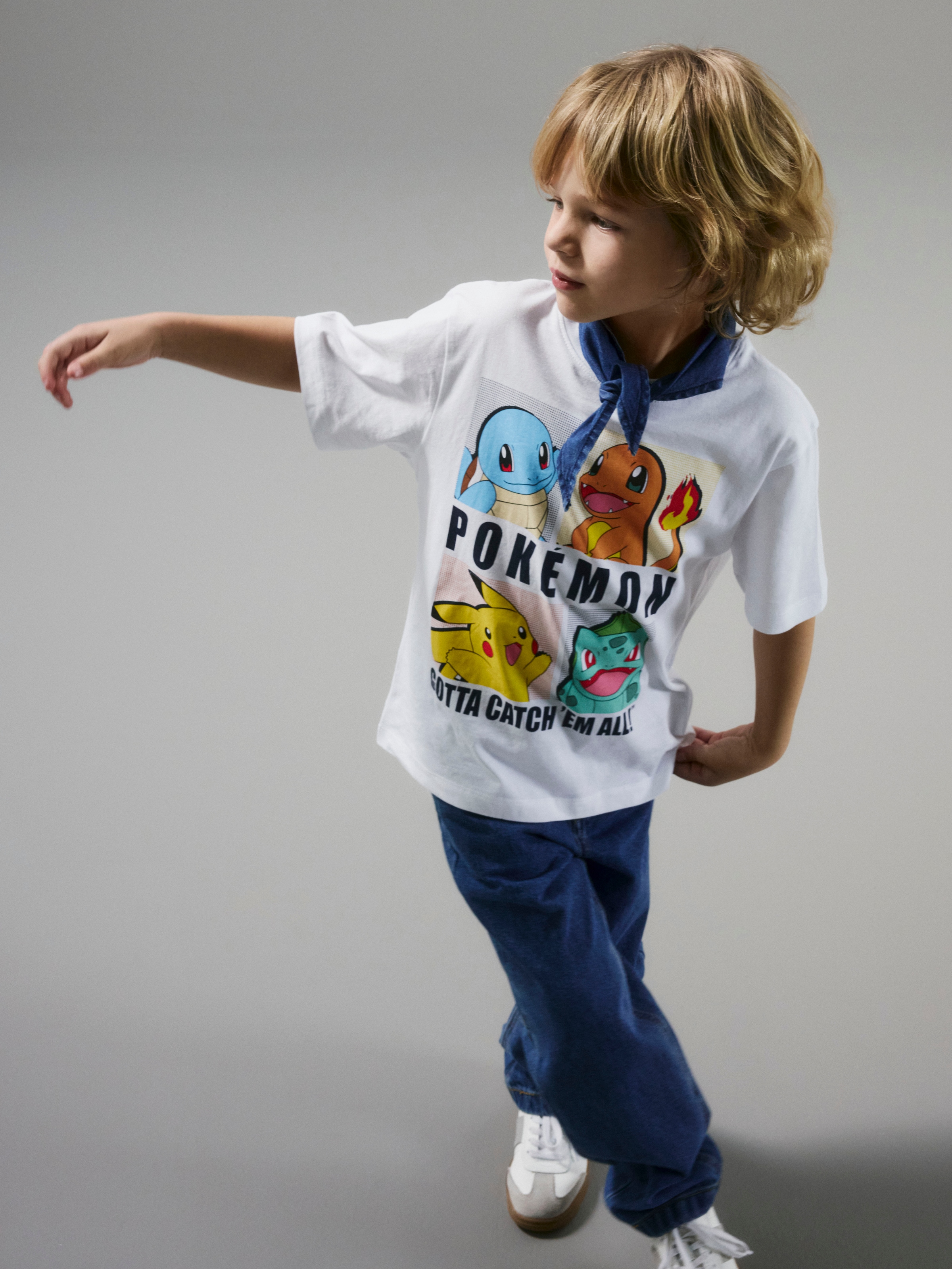 Name It T-Shirt »NKMDAZZ POKEMON NREG SS TOP BOX NOOS SKY«