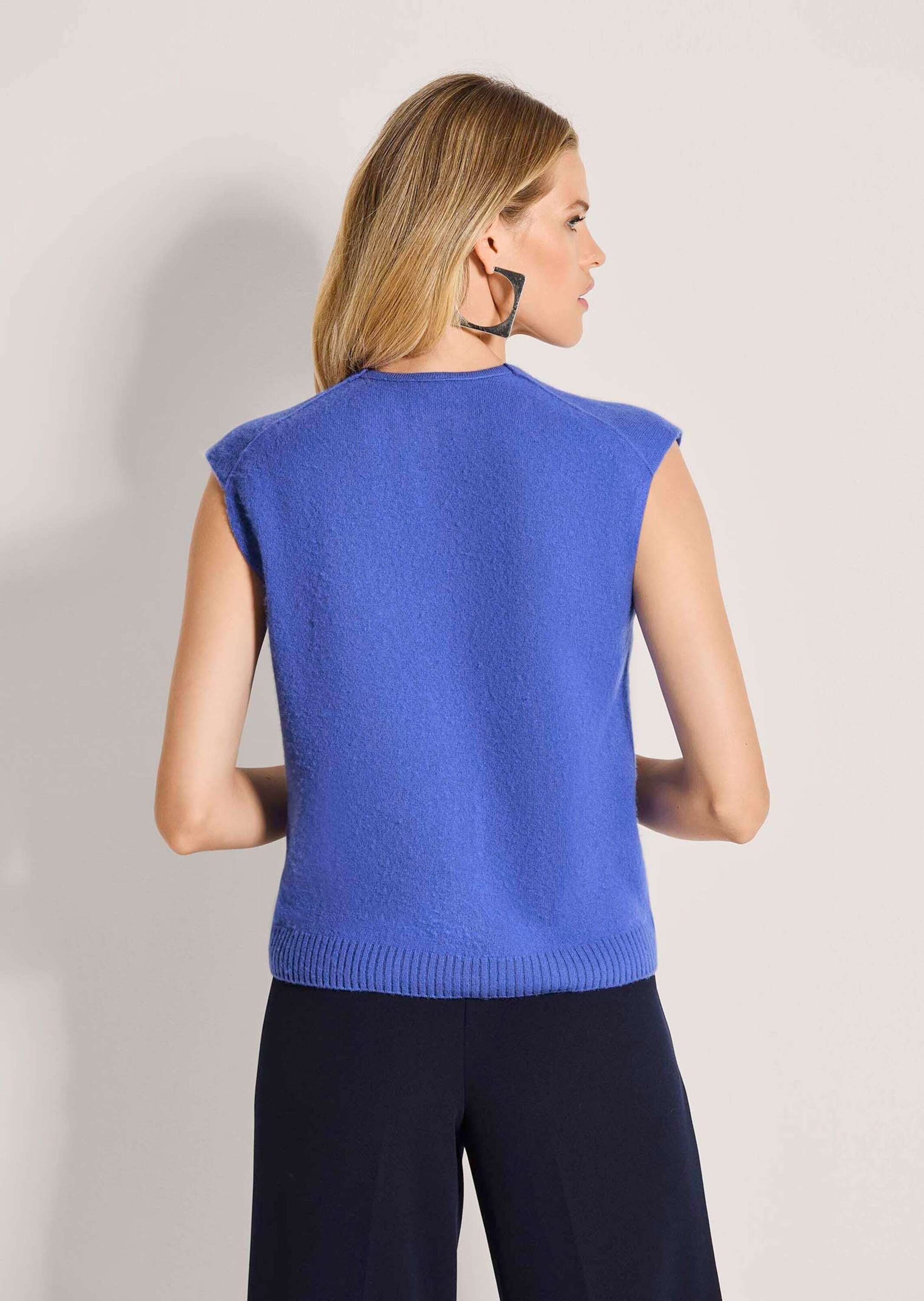 MADELEINE Strickjacke »Strickweste Schurwoll-Kaschmir-Weste mit V-Ausschnitt« Strickweste