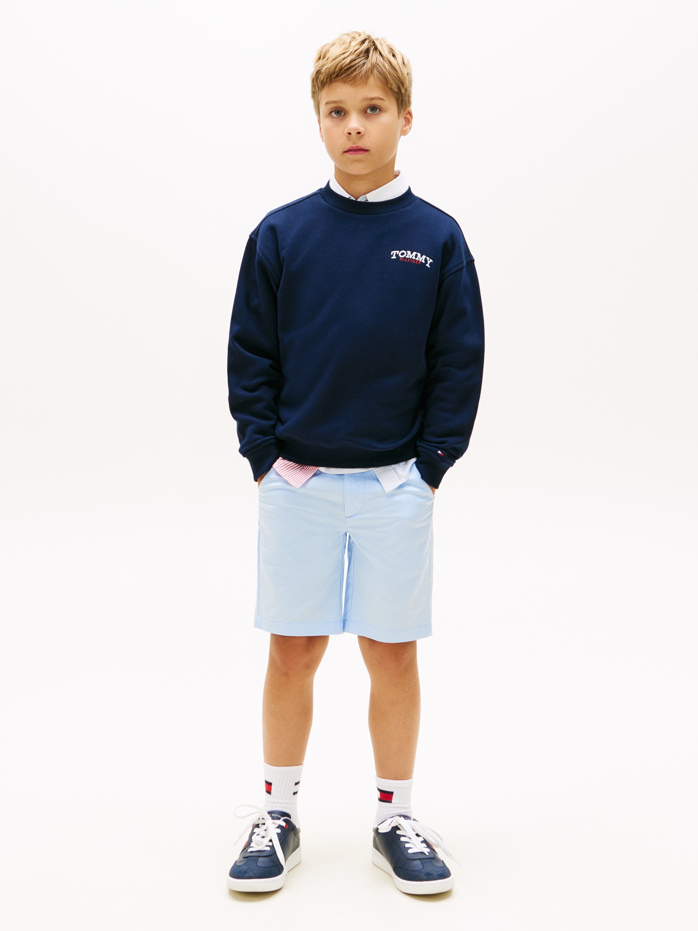 Tommy Hilfiger Shorts »1985 CHINO SHORT«  mit Logostickerei