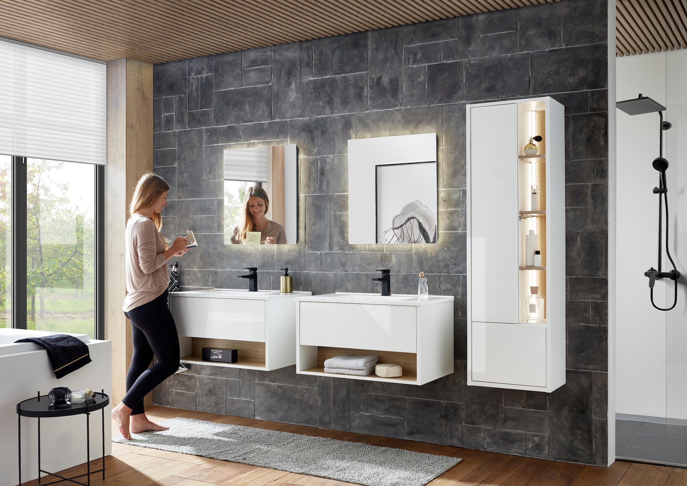 Places of Style Badmöbel-Set »Studio Line, Bad im modernen Design, 5-teiliges Badezimmer«, (5 St.), Schrank, Waschtisch und Spiegel, in zwei Farben verfügbar, Stauraum