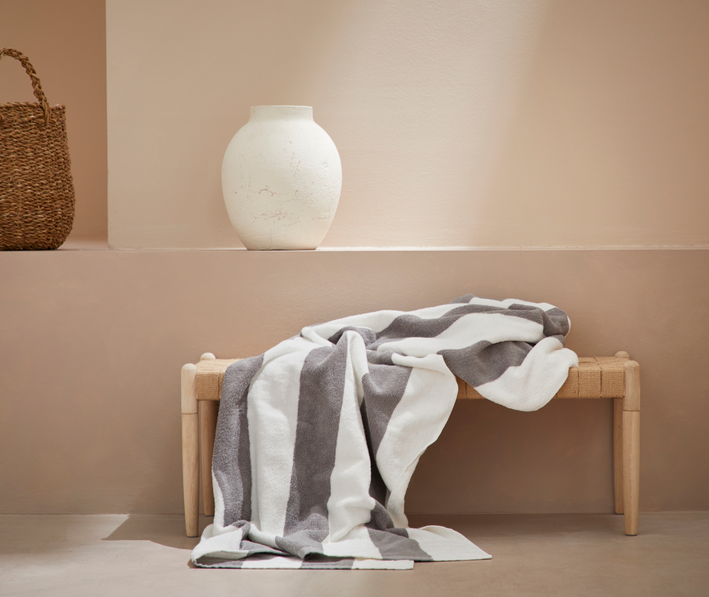 LeGer Home by Lena Gercke Strandtuch »Lija, Strandhandtuch 100x180cm«, (1 St.), Handtuch mit modernen Streifen aus 100% Baumwolle