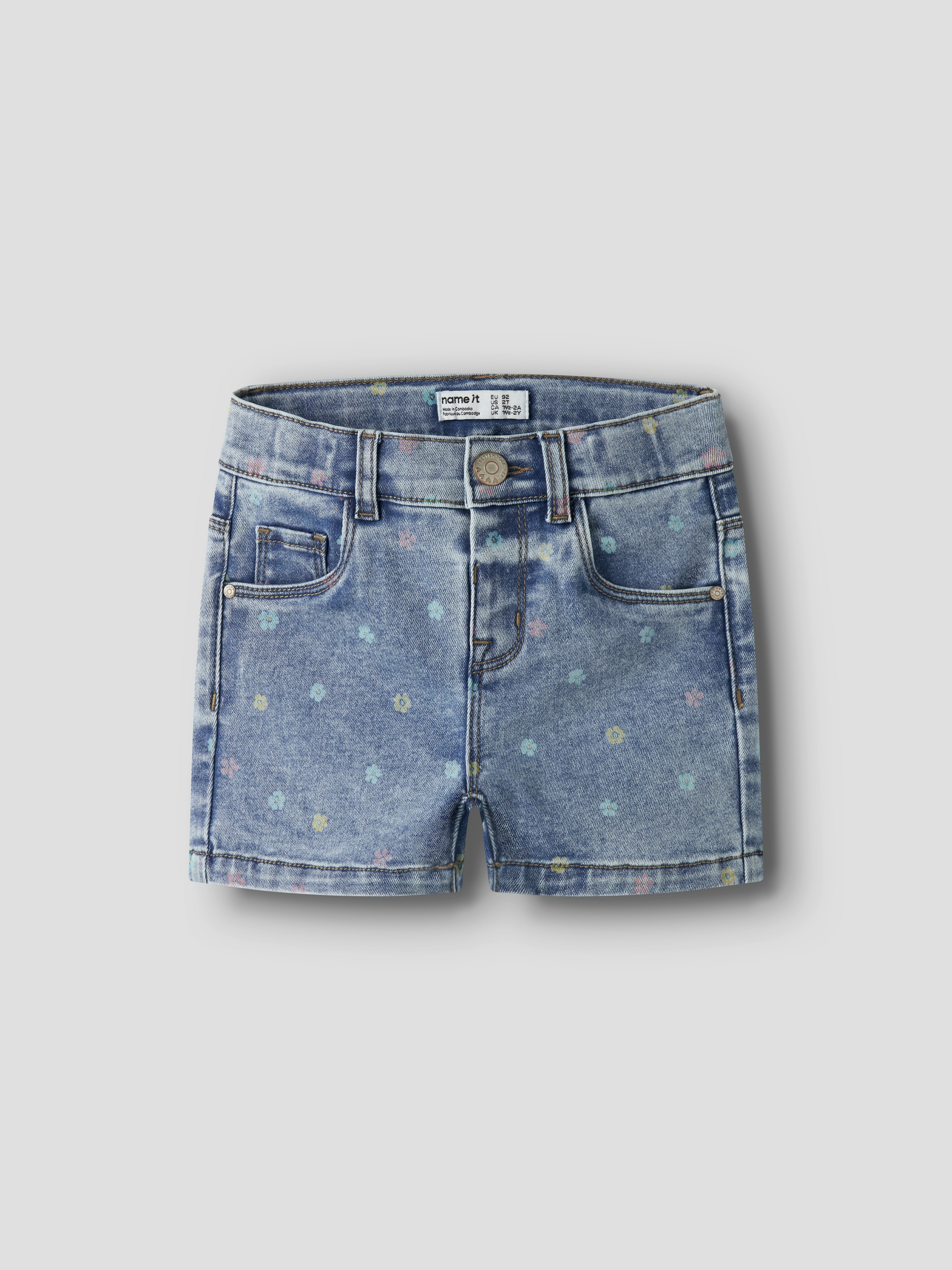 Name It Jeansshorts »NMFSALLI SLIM DNM SHORTS 3555-ON NOOS« Denim Baumwollmischung,  leichte Used Effekte, Allover Druck