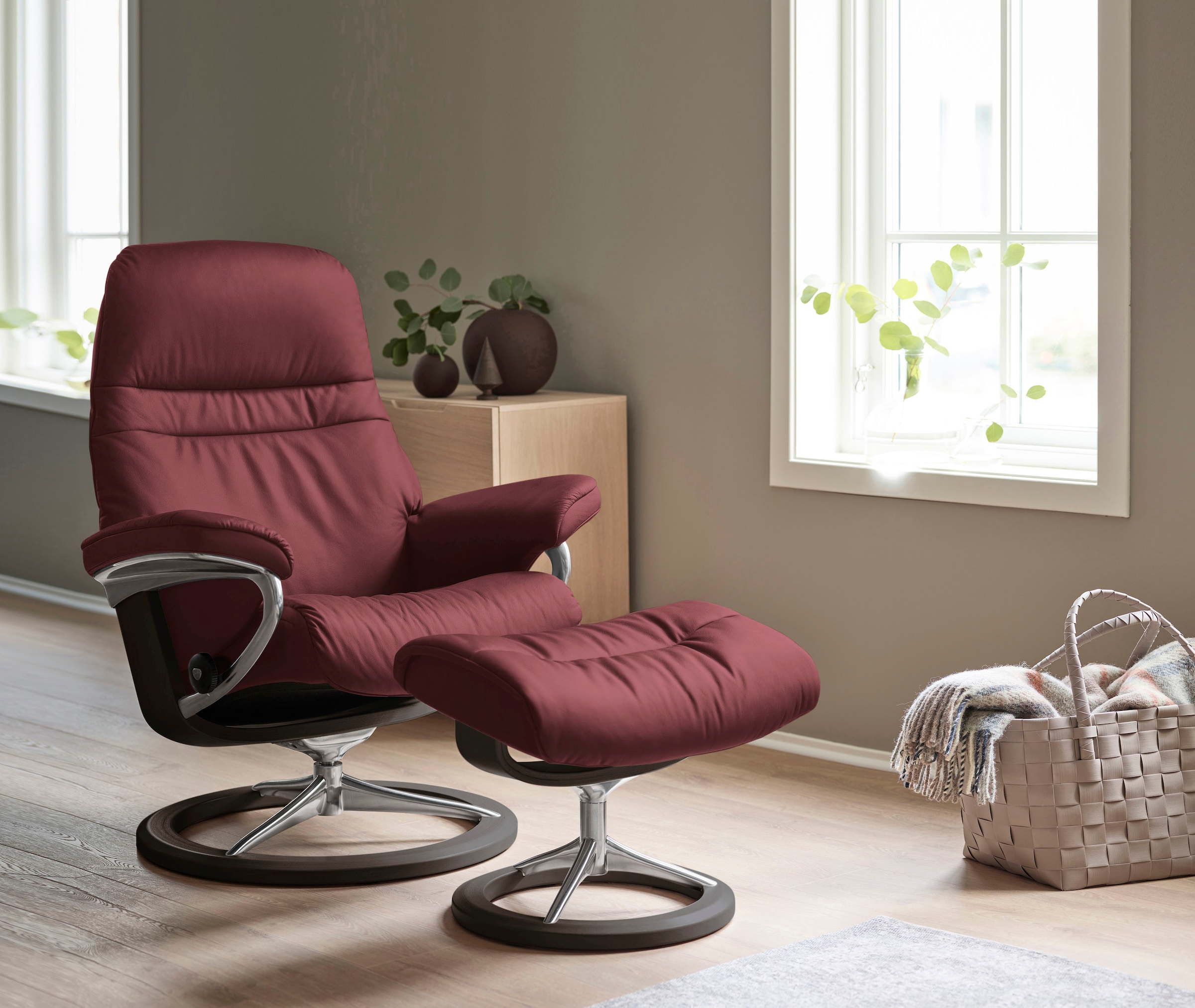 Stressless® Relaxsessel »Sunrise« mit Signature Base, Größe M, Gestell Wenge, in 2 Lederqualitäten lieferbar