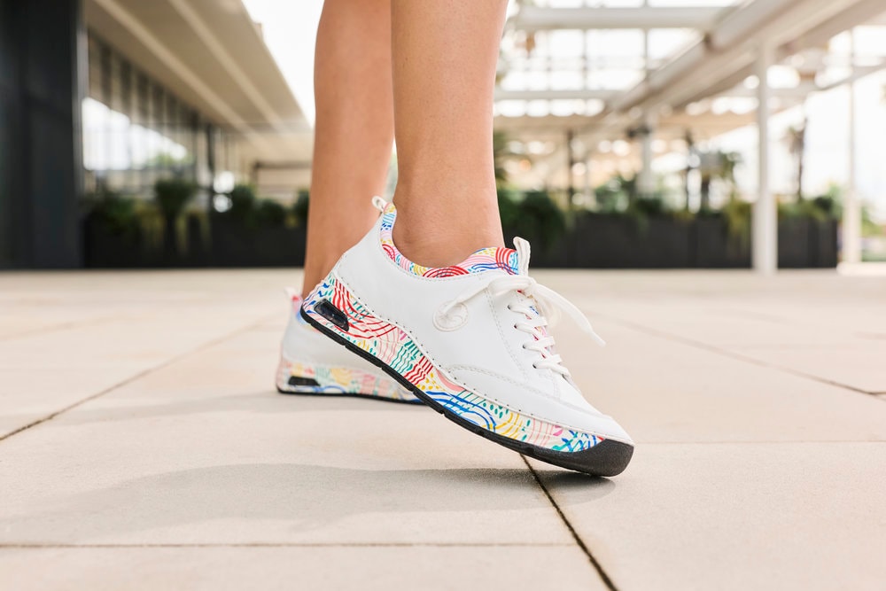 Rieker Slip-On Sneaker  Schlupfschuh, Freizeitsneaker, Halbschuh mit elastischem Einstieg