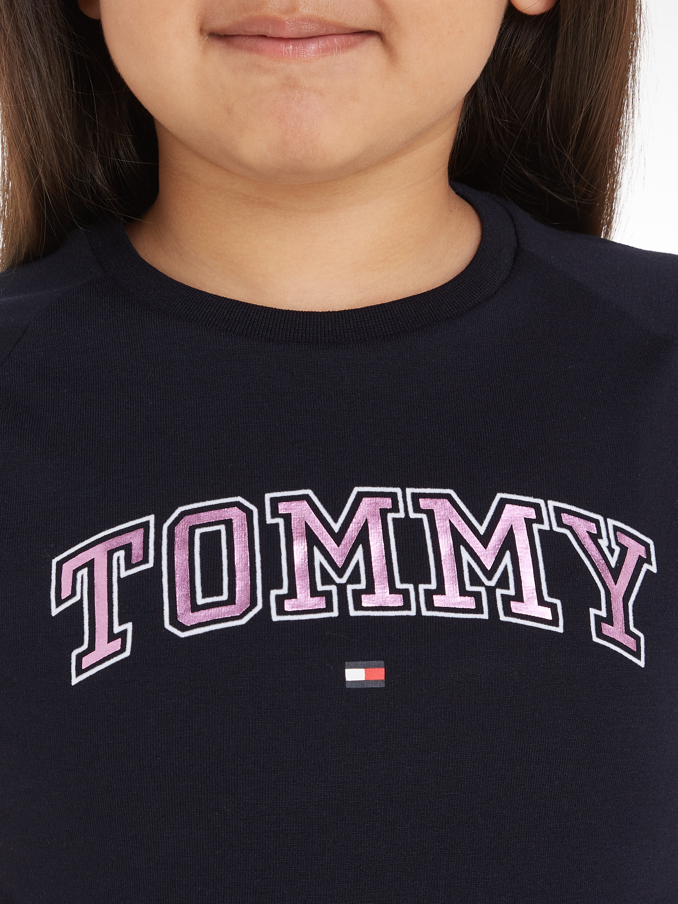 Tommy Hilfiger Kurzarmshirt »VARSIY FOIL REG TEE SS«, Kinder bis 16 Jahre mit Logoprägung
