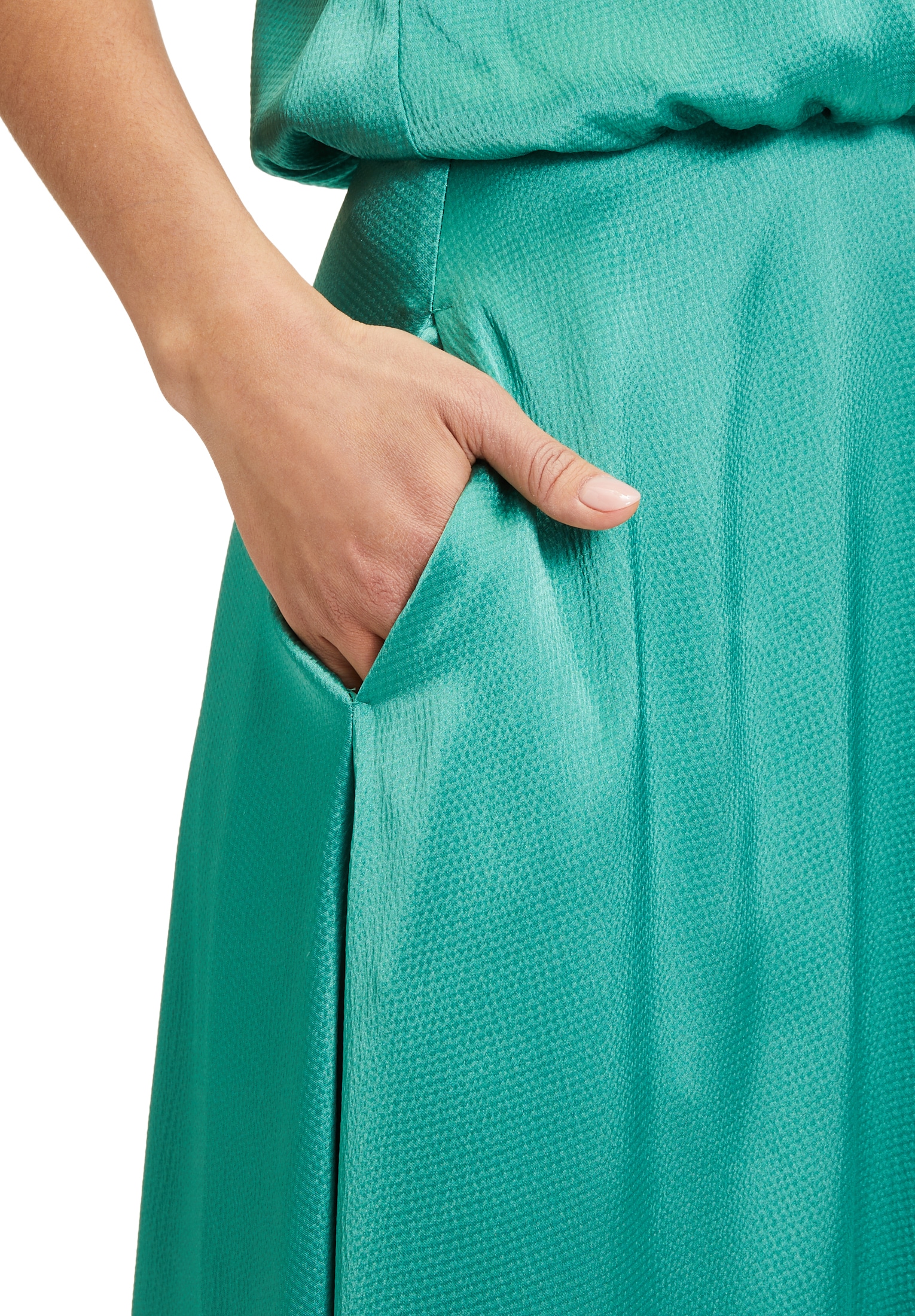 Vera Mont Cocktailkleid »Cocktailkleid mit Stehkragen«