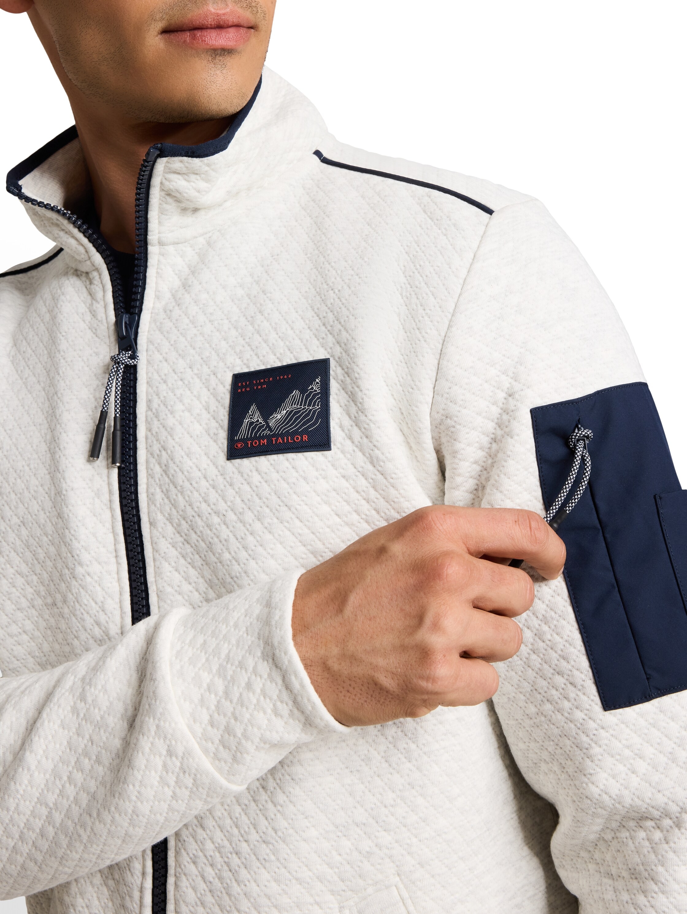 TOM TAILOR Sweatjacke Praktischer Stehkragen mit Reißverschluss / Sportiver Look