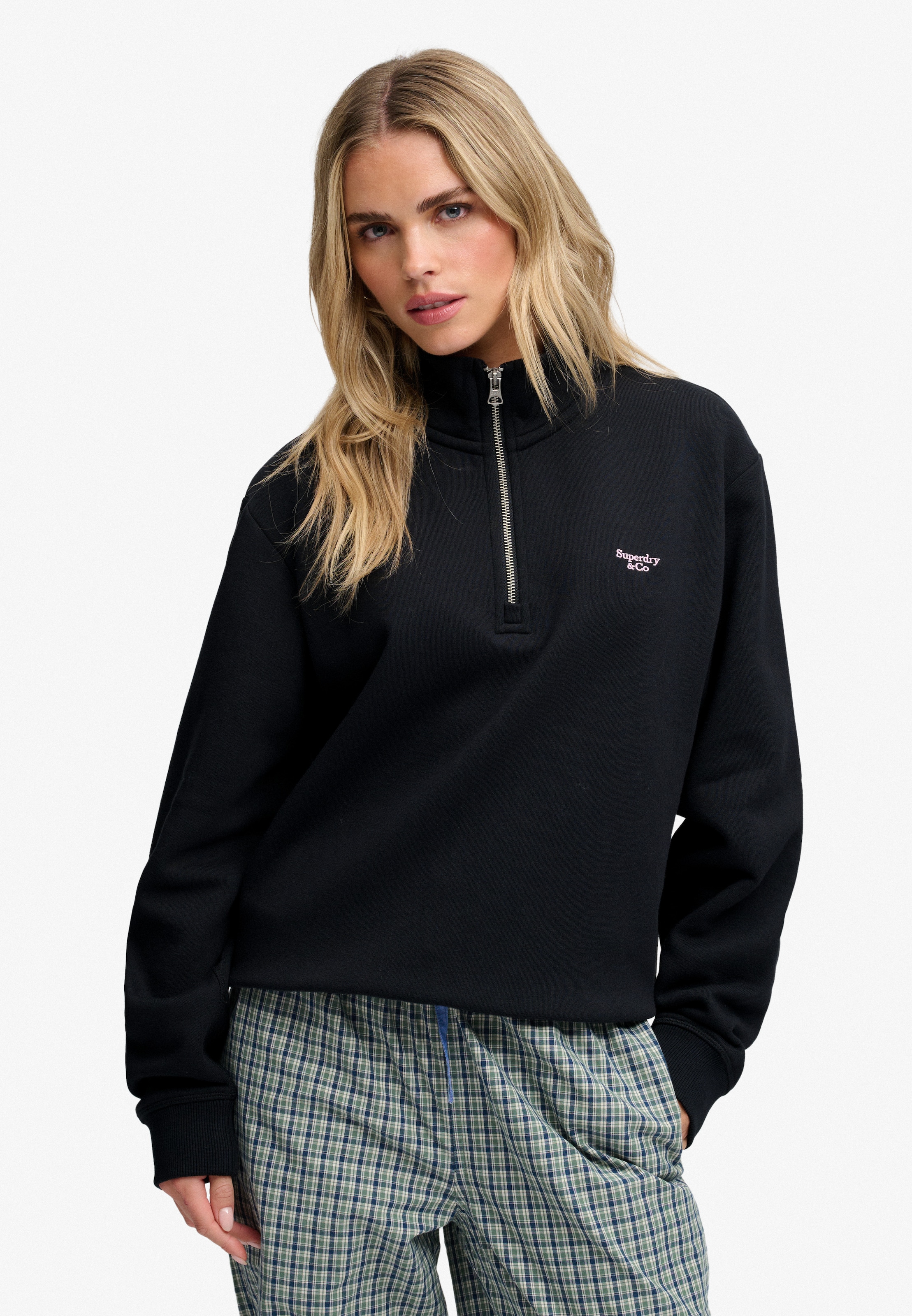 Superdry Sweatshirt »SIGNATURE EMB HALF ZIP«, mit Stehkragen, aus Baumwolle und Polyester, Loose Fit, unifarben
