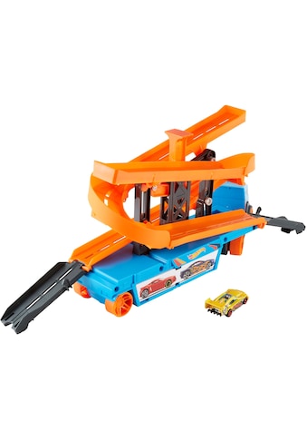 Hot Wheels Spielzeug-Transporter »Mega Action Transporter«, inkl. 1 Spielauto kaufen