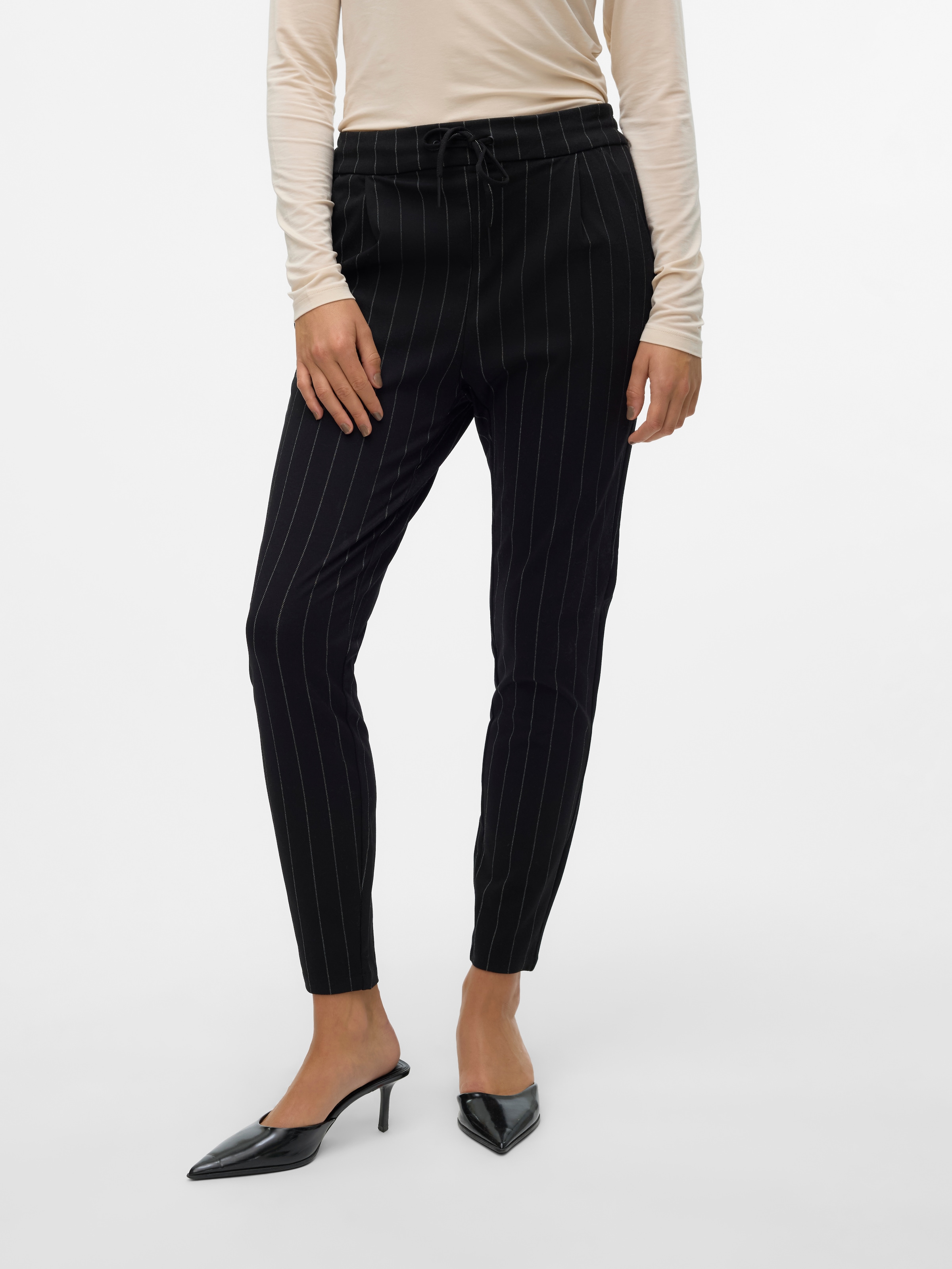 Vero Moda Jogger Pants »VMEVA MR LOOSE STRING PANT GA NOOS«, hinten mit elastischem Bündchen