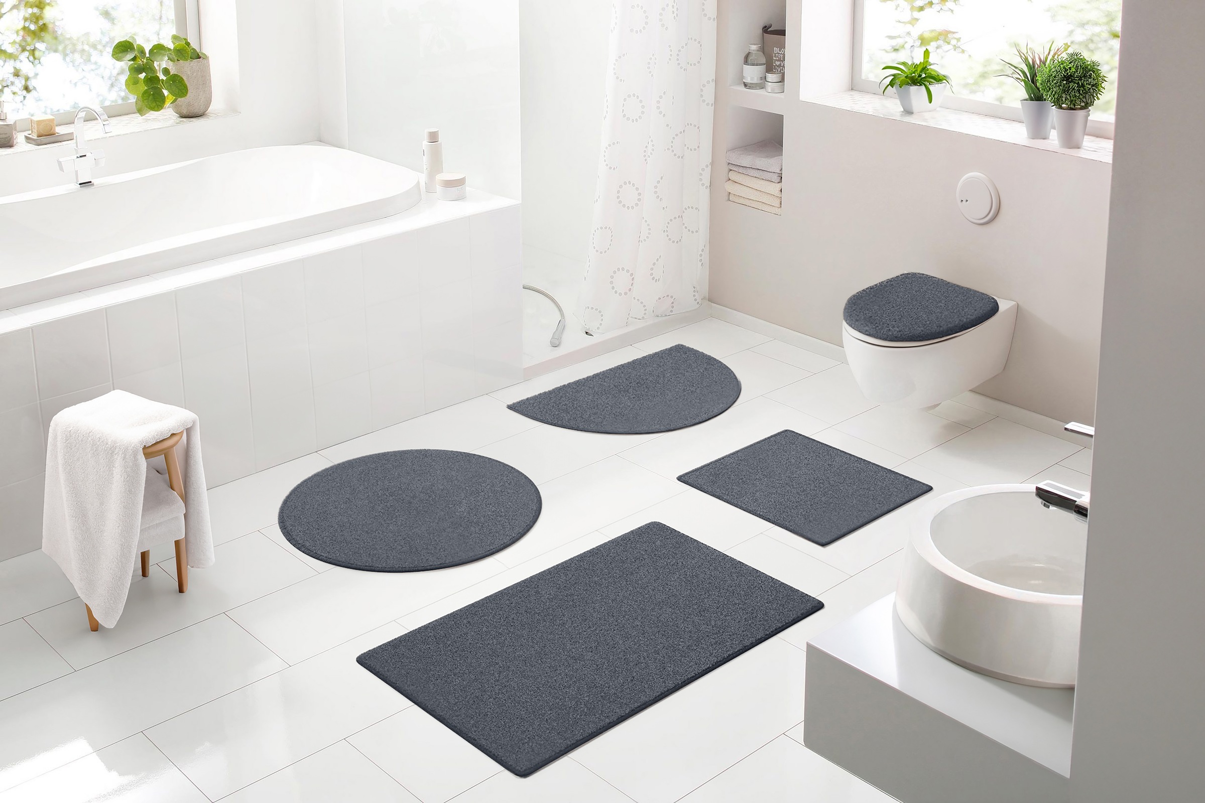 Bruno Banani Badematte »Danny« Höhe 20 mm rutschhemmend beschichtet schnell trocknend Made in Europe, einfarbiger Badteppich in grau