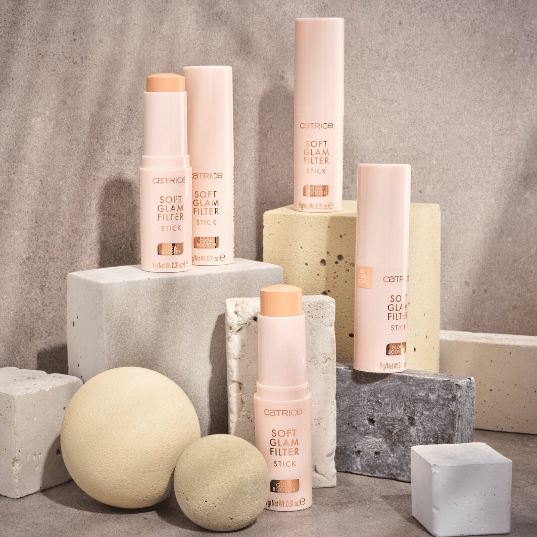 Catrice Primer »Soft Glam Filter Stick«, (Set, 3 tlg.), Cremige Textur, leichte Deckkraft für natürlichen Glow, pflegend.
