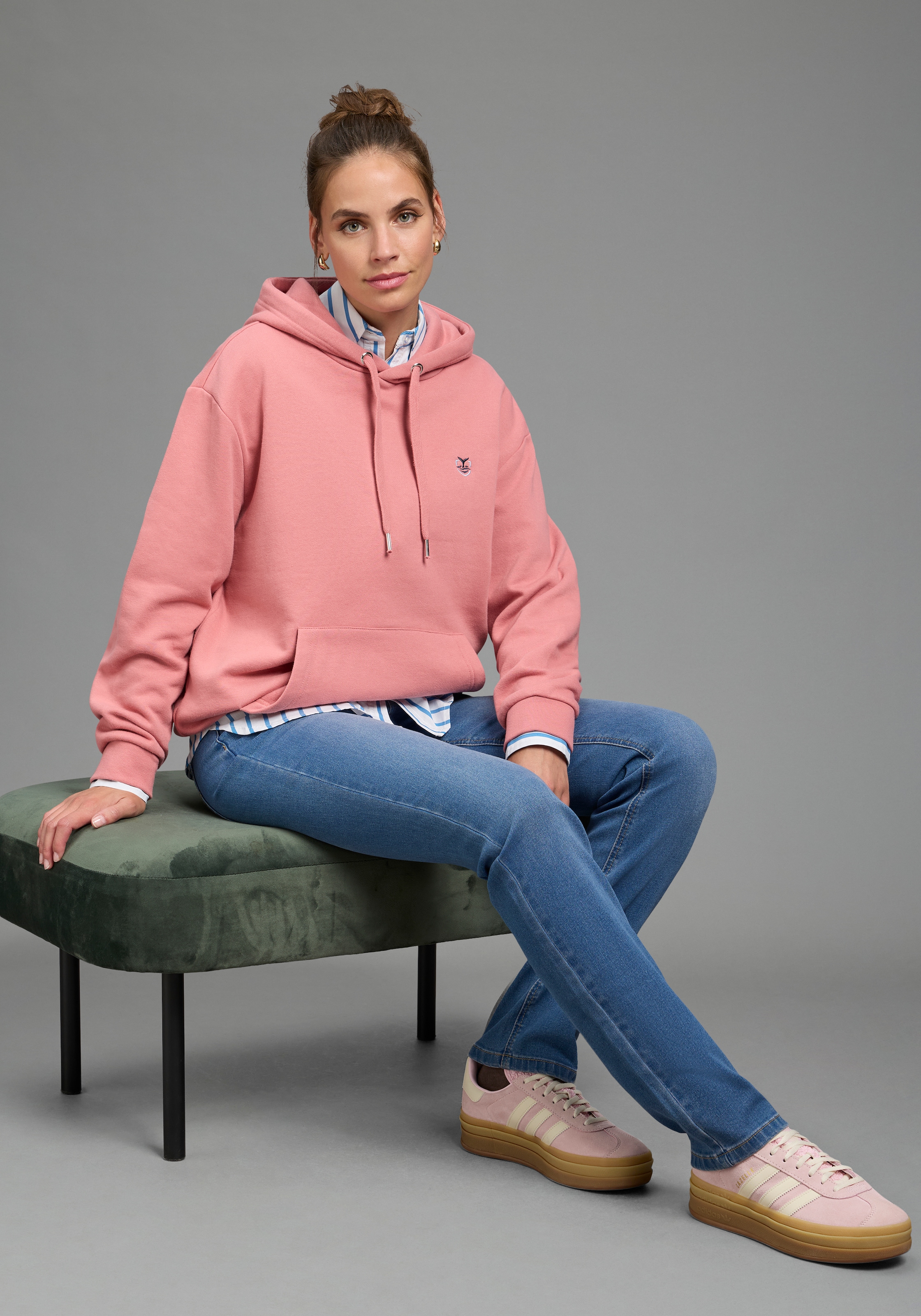 Arizona Relax-fit-Jeans »mit Schlupfbund« mit weitem Beinverlauf, in elastischer Denim/Jeans-Qualität