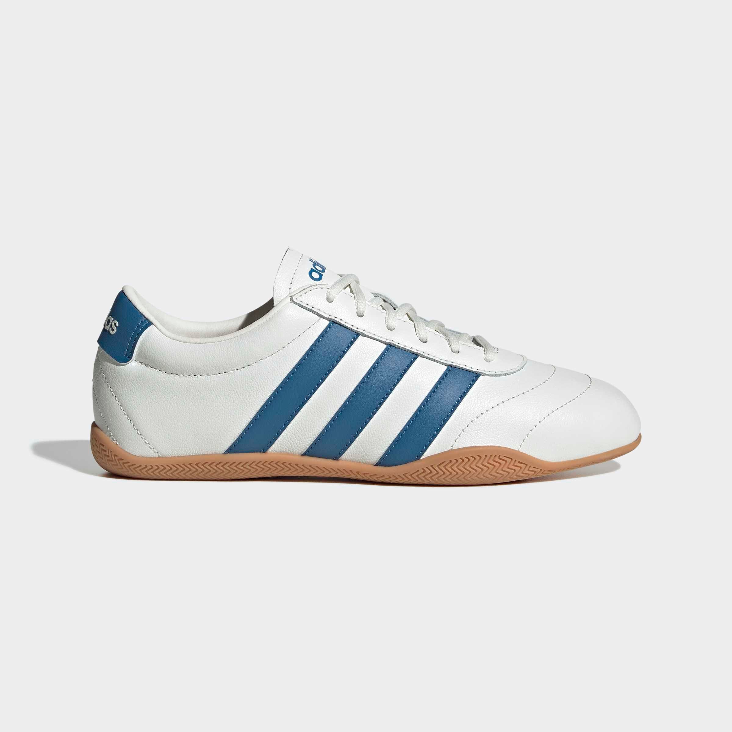 adidas Sportswear Sneaker »GRAND COURT LO«  Design auf den Spuren des adidas Superstar