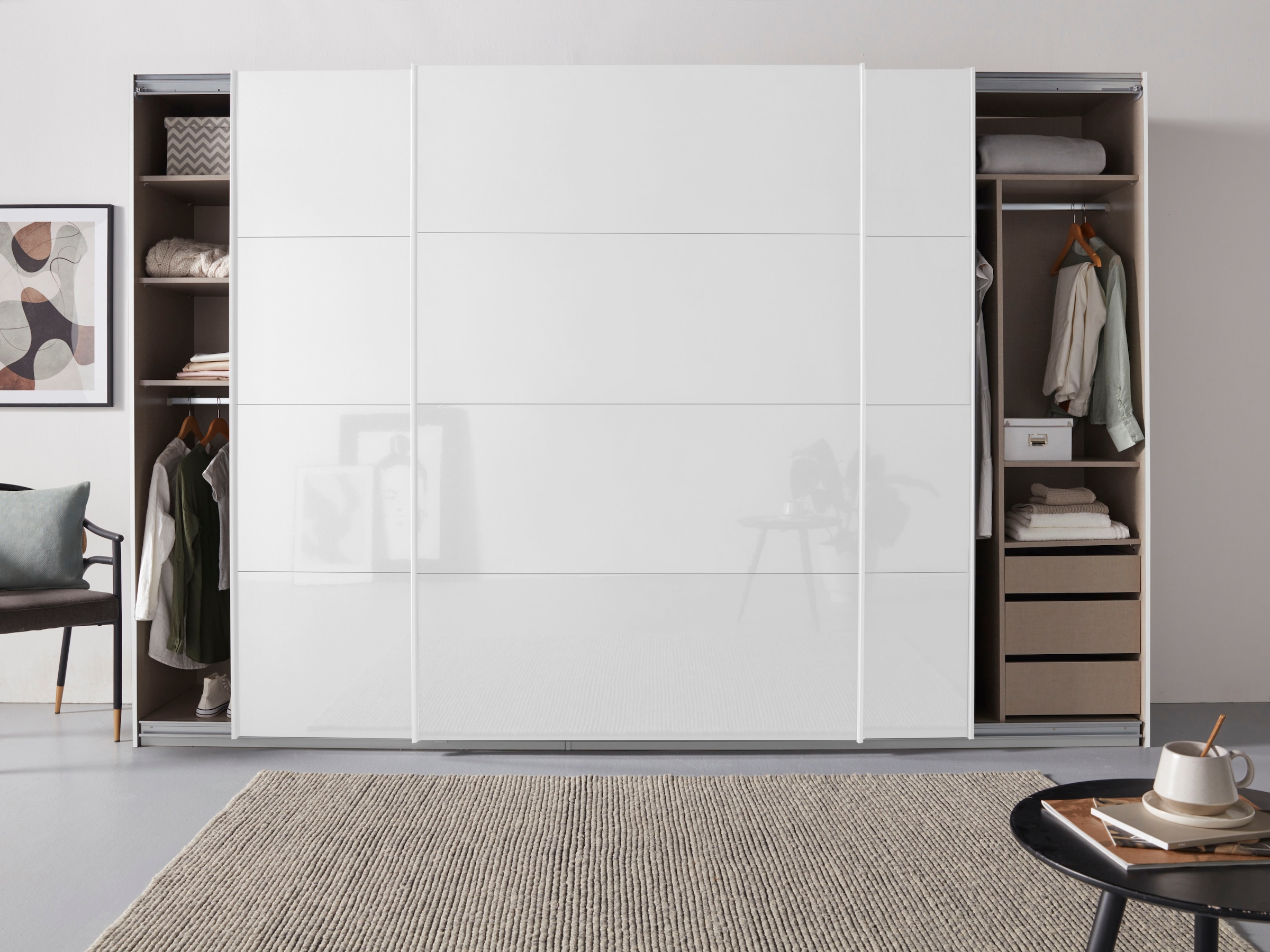 rauch Schwebetürenschrank »Kleiderschrank Schrank Garderobe TOPSELLER OTELI inkl. Inneneinteilung«, mit 3 Innenschubladen sowie zusätzlichen Einlegeböden MADE IN GERMANY