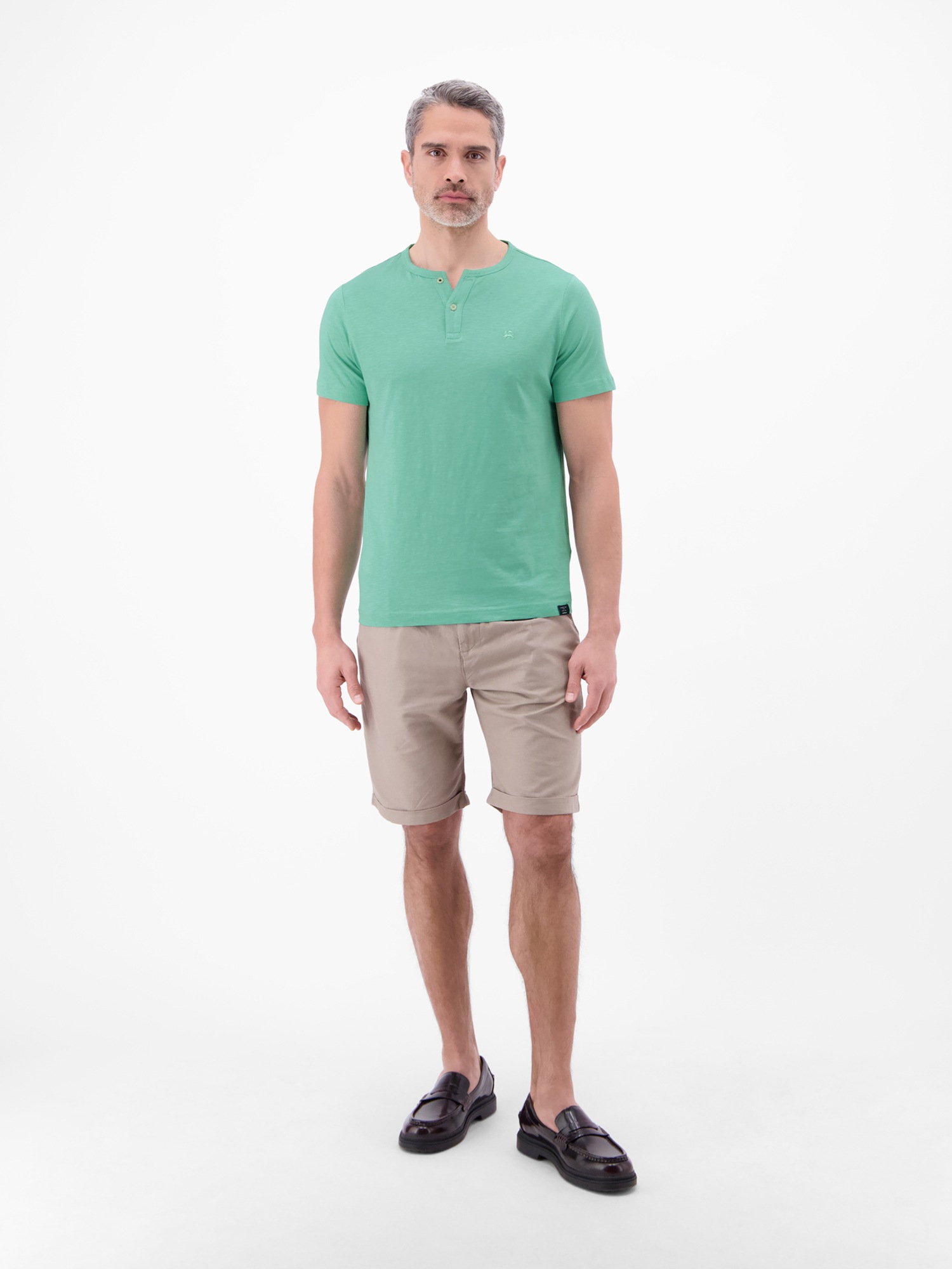 LERROS T-Shirt »T-Shirt mit Rundhalsausschnitt und Knopfleiste«