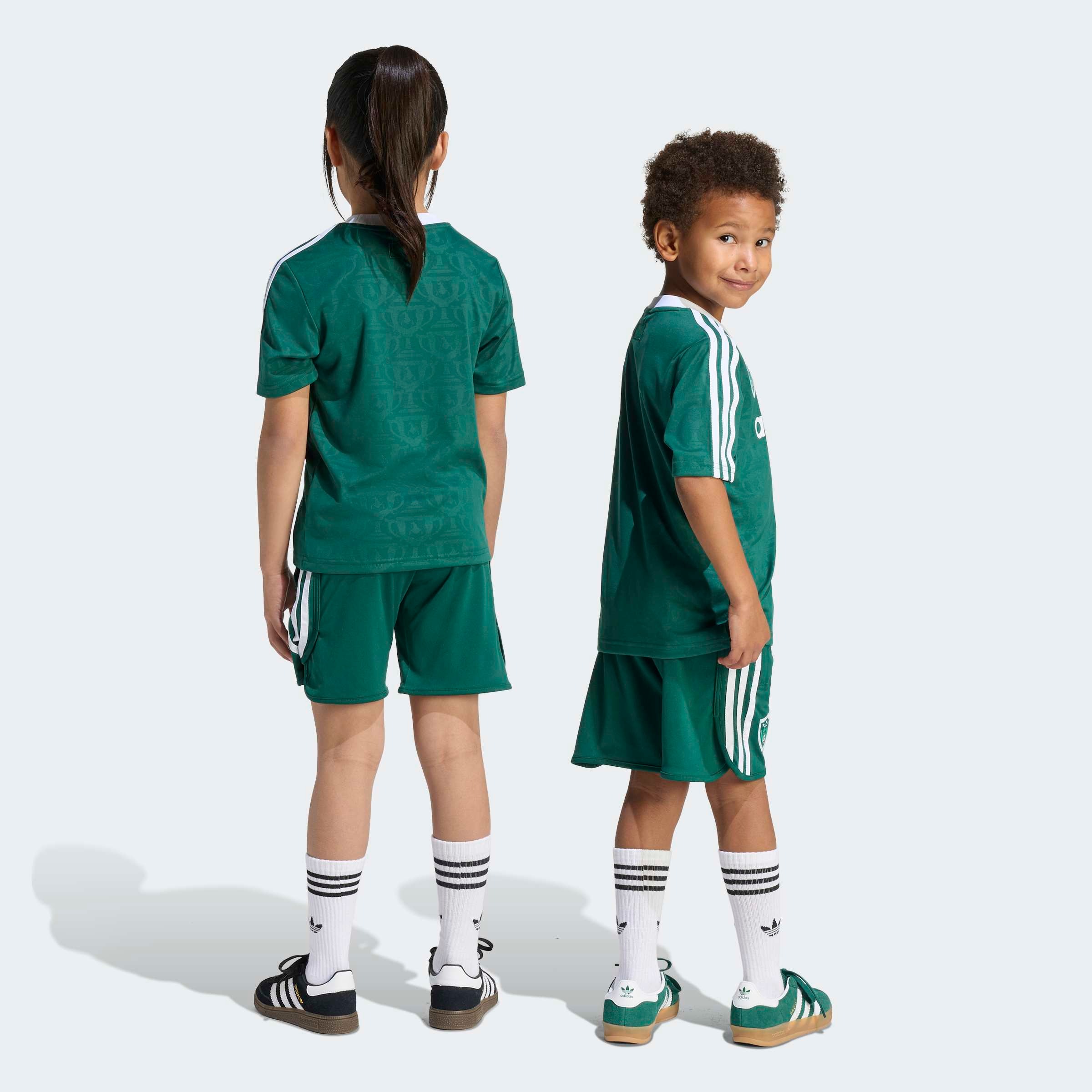 adidas Originals T-Shirt & Shorts »ADIDAS DISNEY SET, UND TRIKOT« für Kinder, aus Polyester