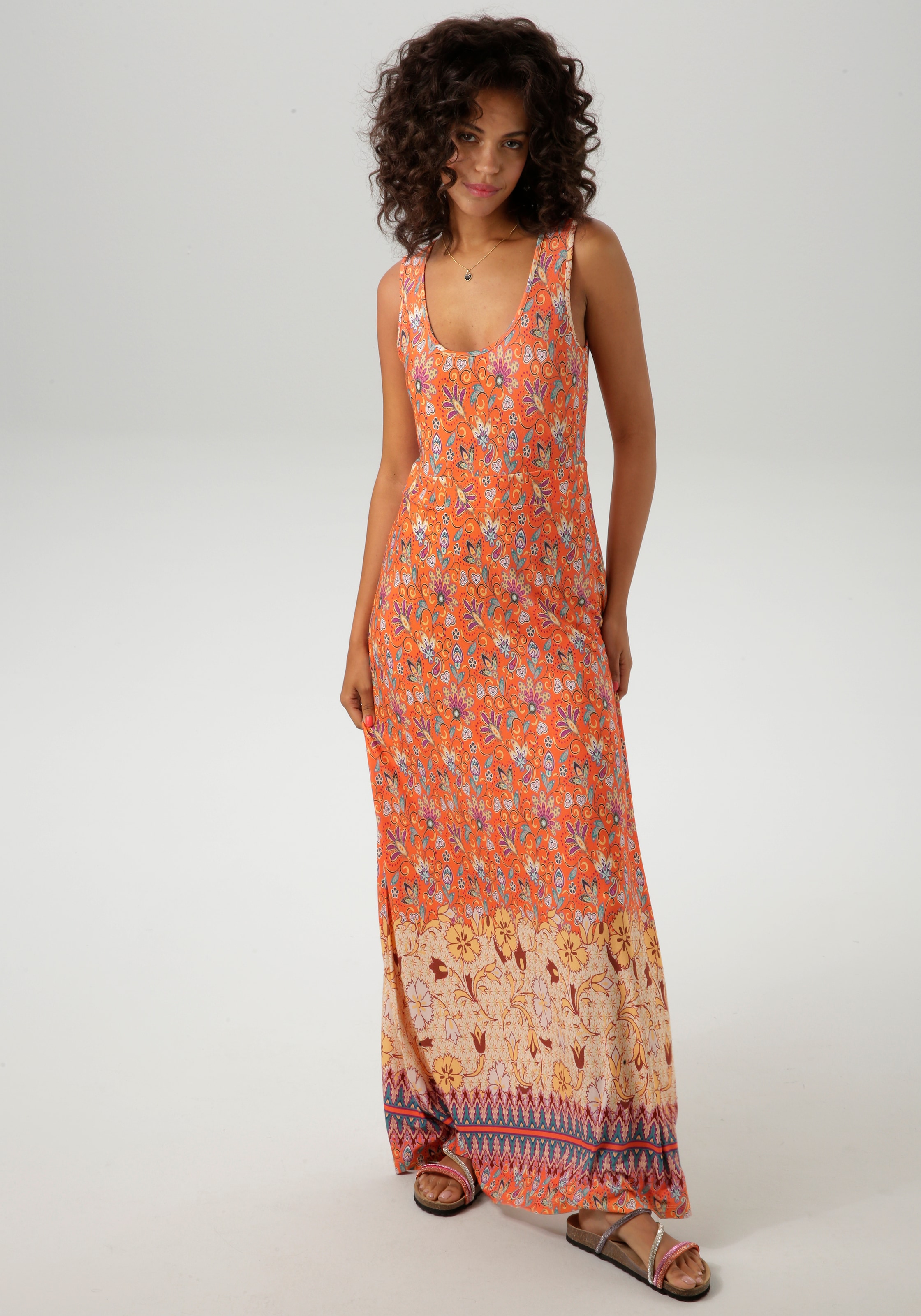 Aniston CASUAL Sommerkleid, mit farbharmonischem Blumendruck und Bordüre am Saum - NEUE KOLLEKTION