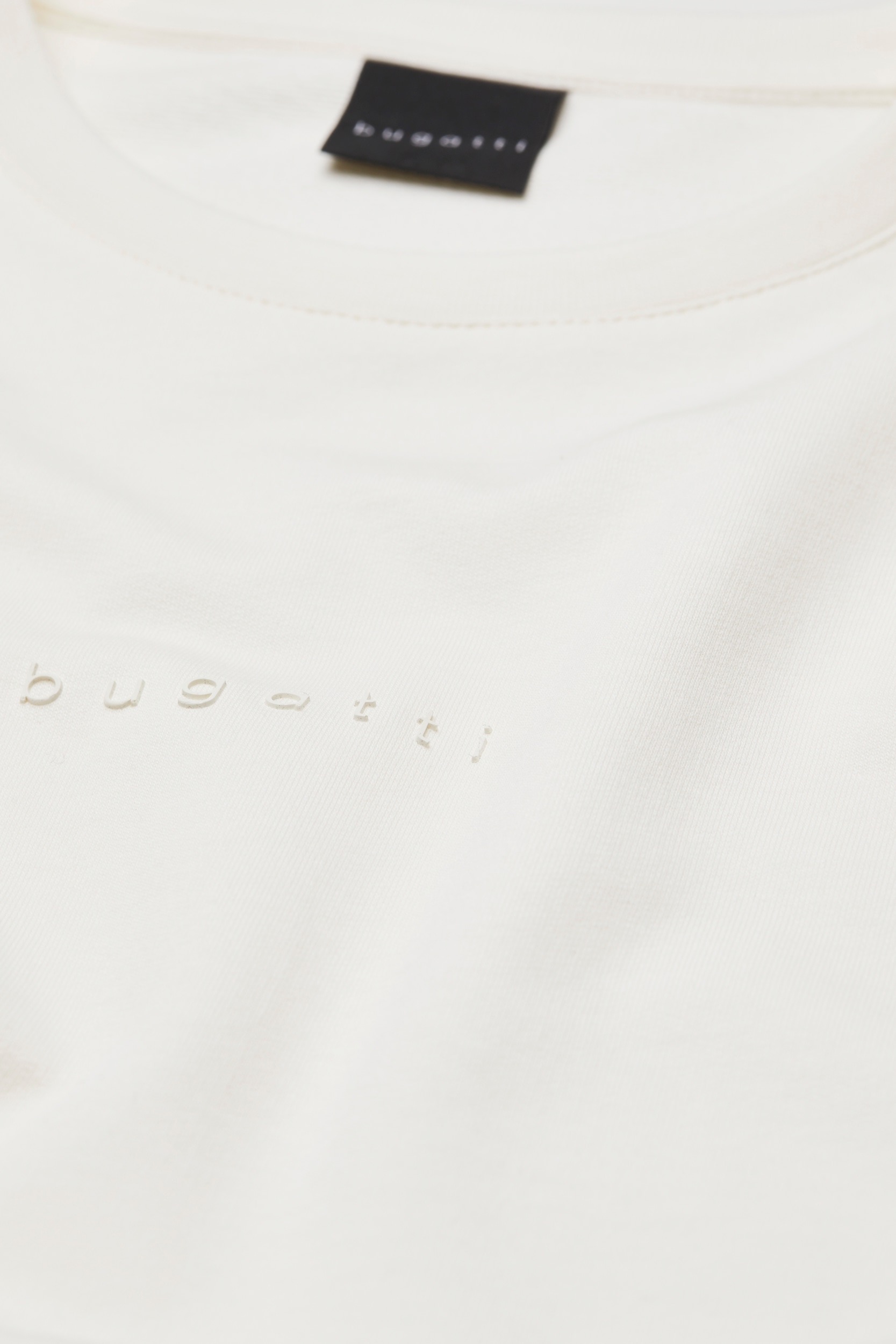 bugatti T-Shirt, mit dezentem bugatti-Print