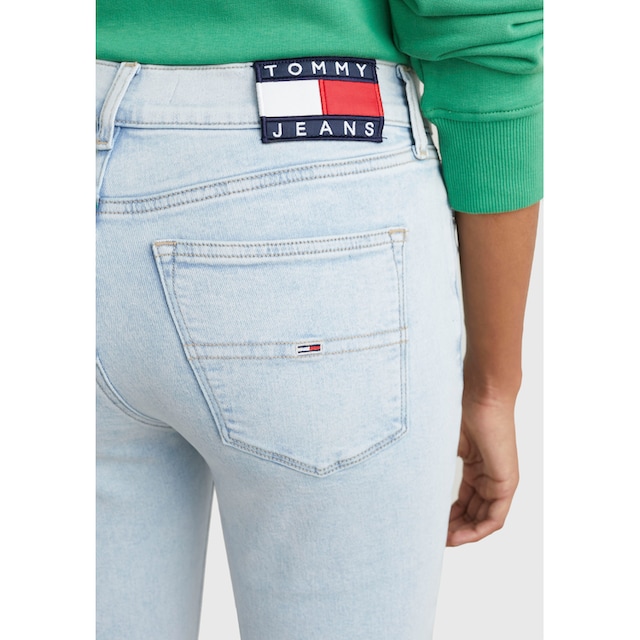 im Label-Badge & »Nora«, hinten Tommy Online mit Jeans OTTO Shop Jeans Passe Skinny-fit-Jeans Tommy