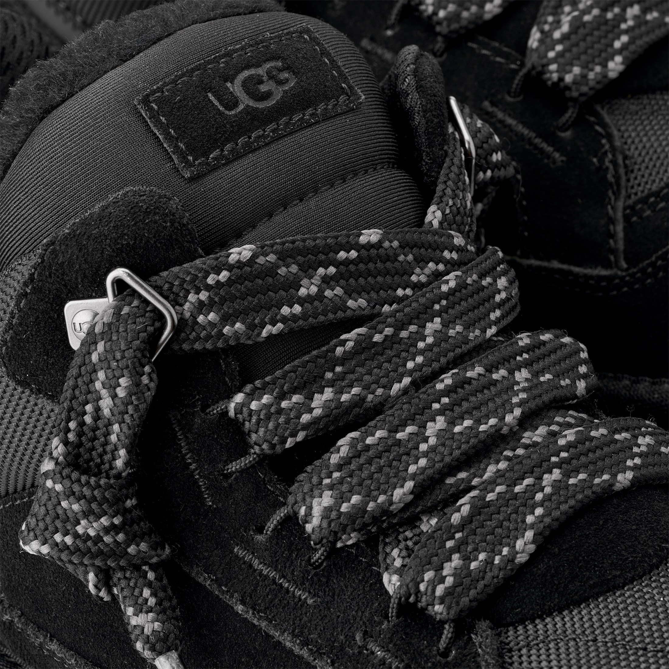 UGG Sneaker »LOWMEL«, Schnürschuh mit gepolstertem Schaftrand