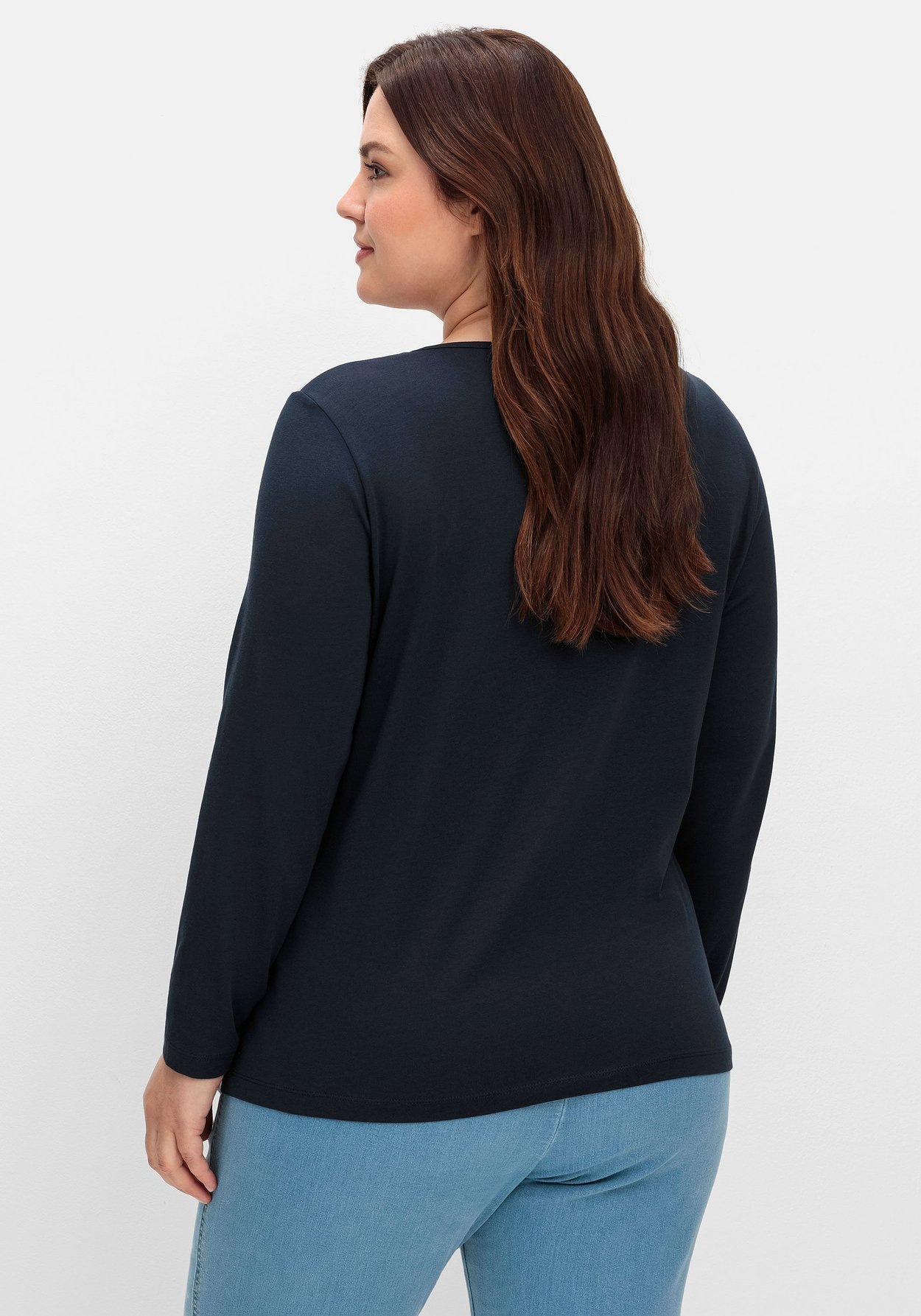 Sheego Langarmshirt »Langarmshirt mit bedrucktem Vorderteil«, mit bedrucktem Vorderteil