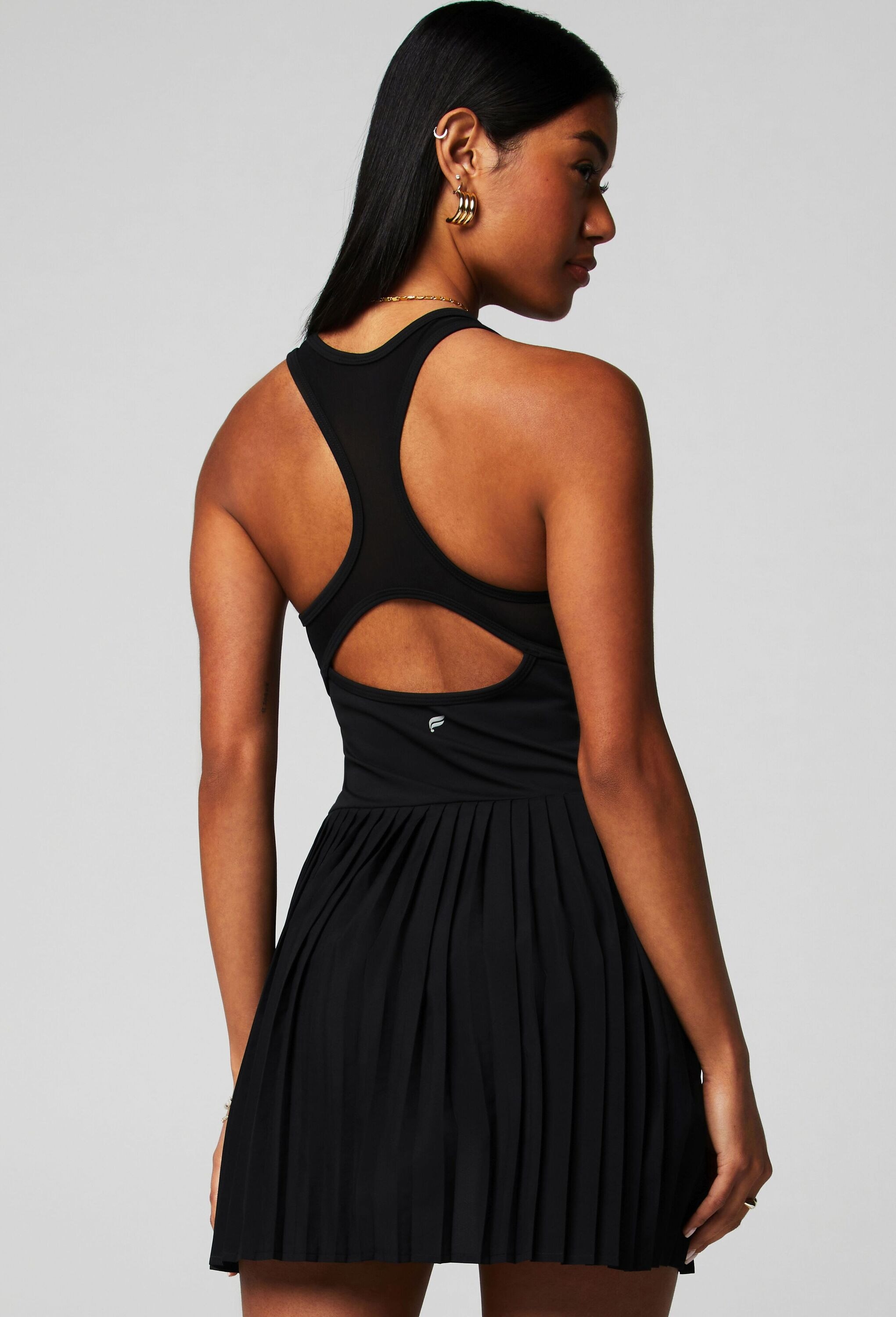 Fabletics Shirtkleid »Fabletics Kleid HOT SHOT PLEATED CLASSIC MINI DRESS« Eingrifftaschen mit integriertem BH