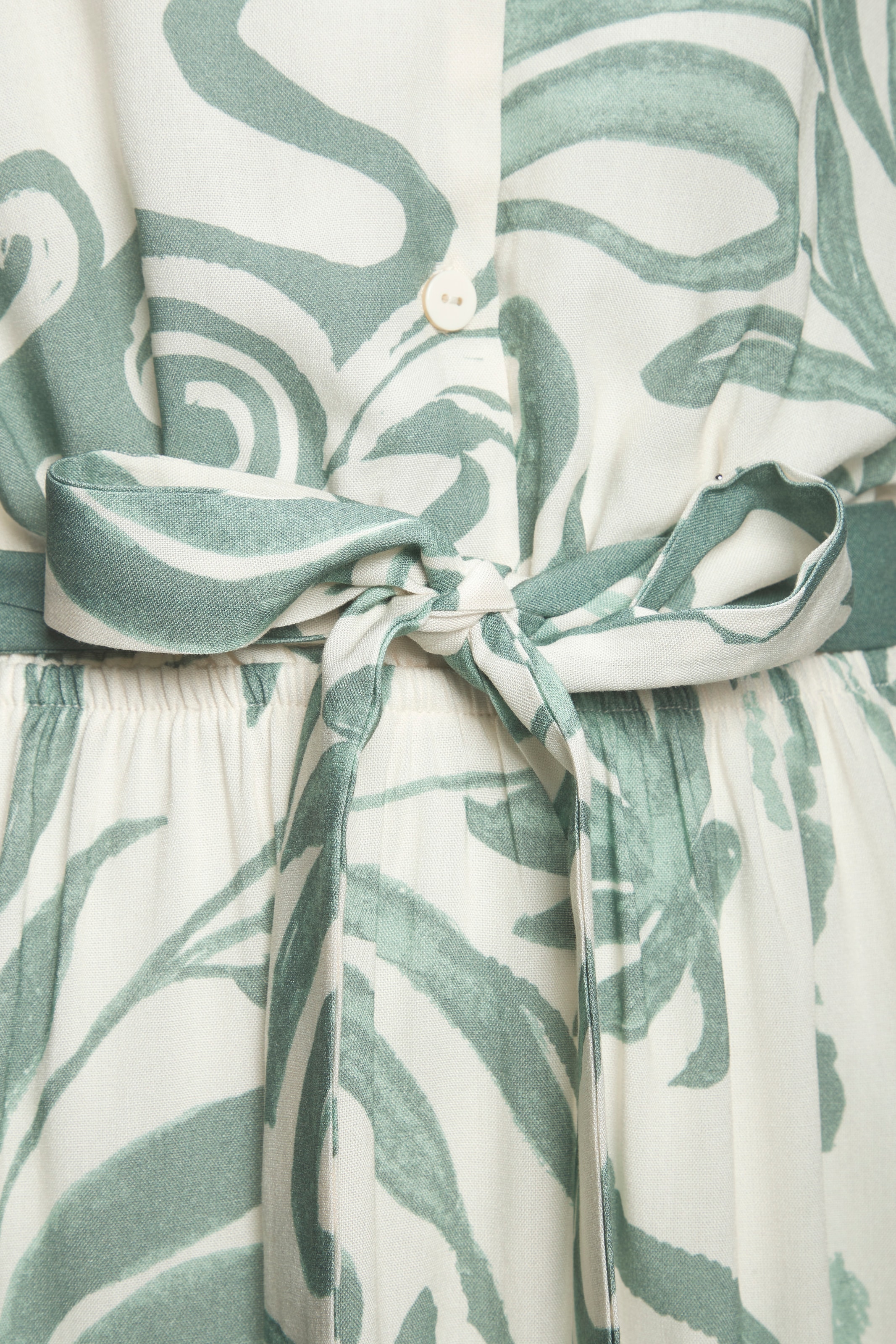 Vivance Midikleid mit Bindegürtel,  Seitennahttaschen